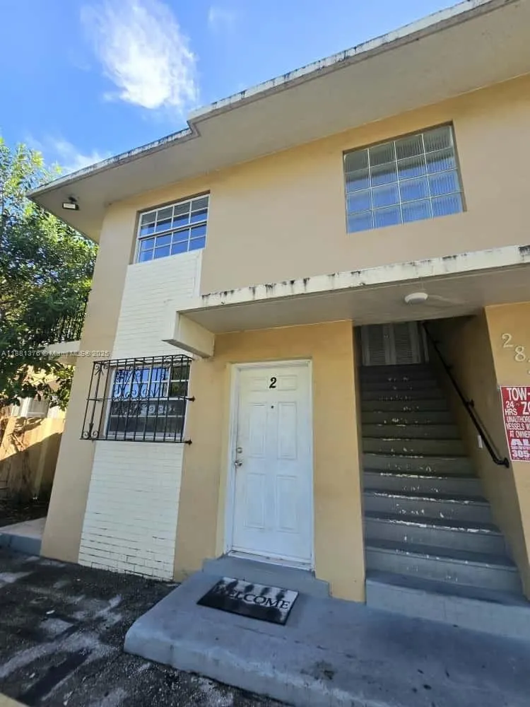 2835 NW 22nd Ave