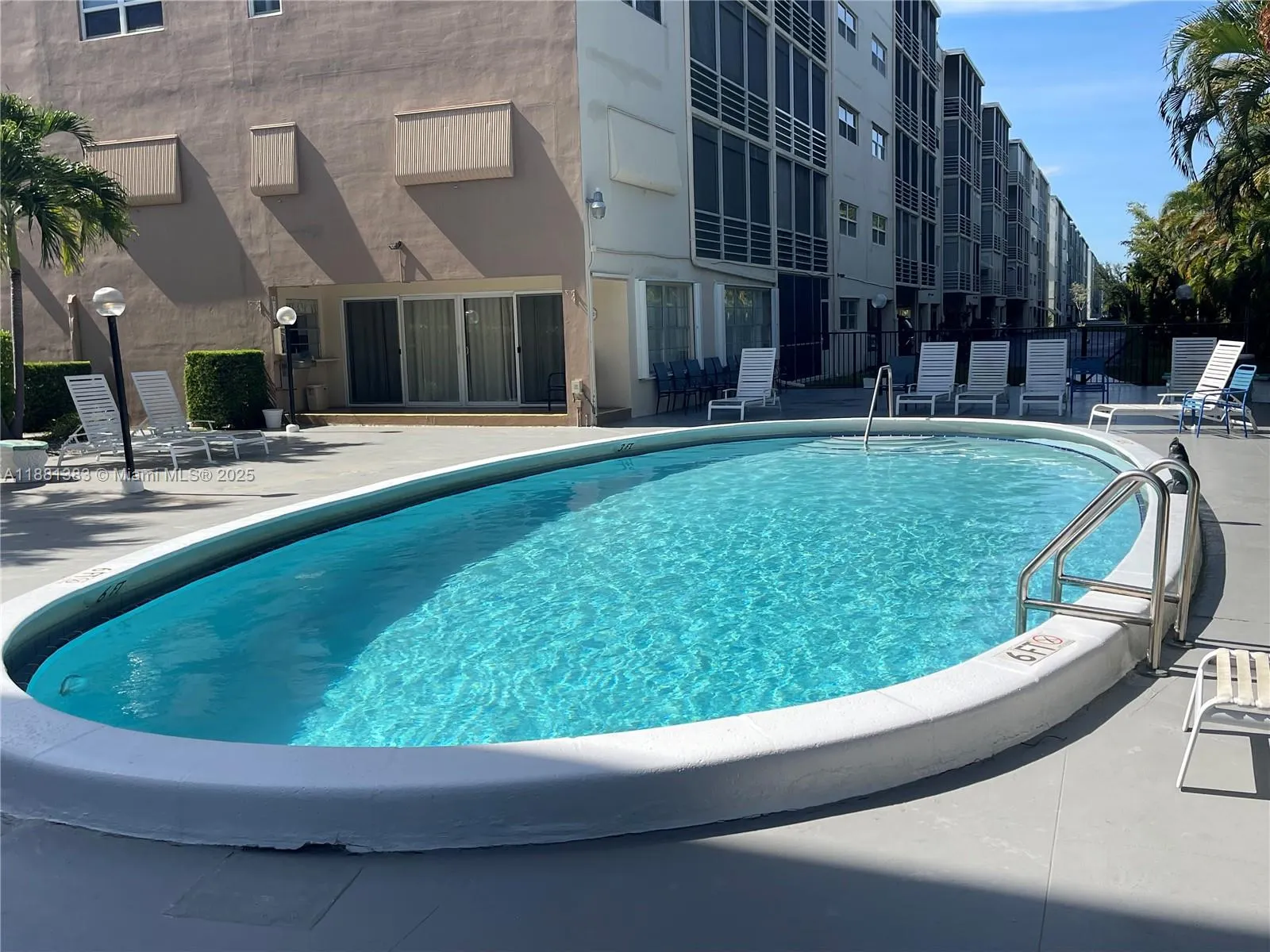 300 NE 14th Ave, #303