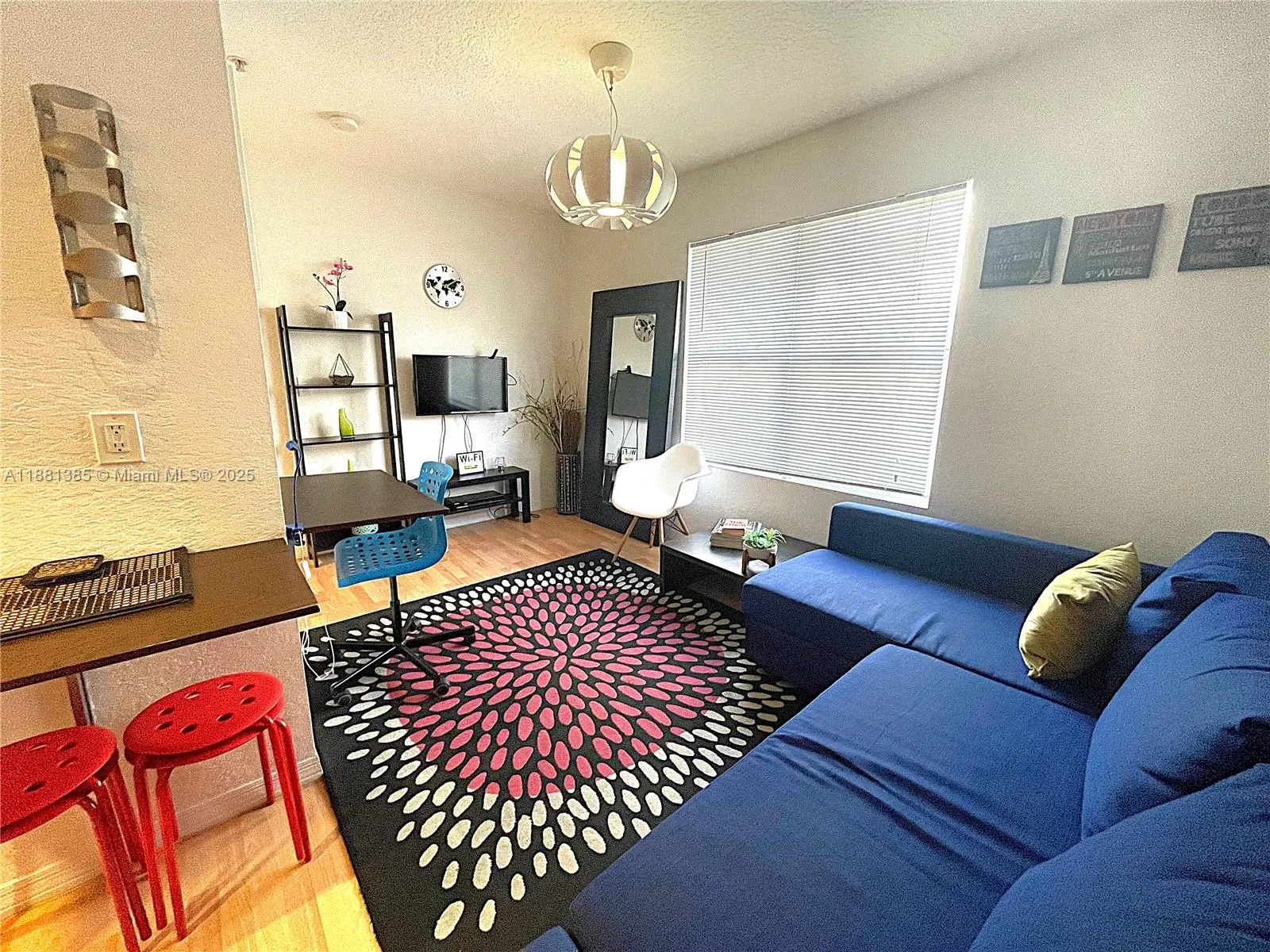 7326 Collins Ave, #207