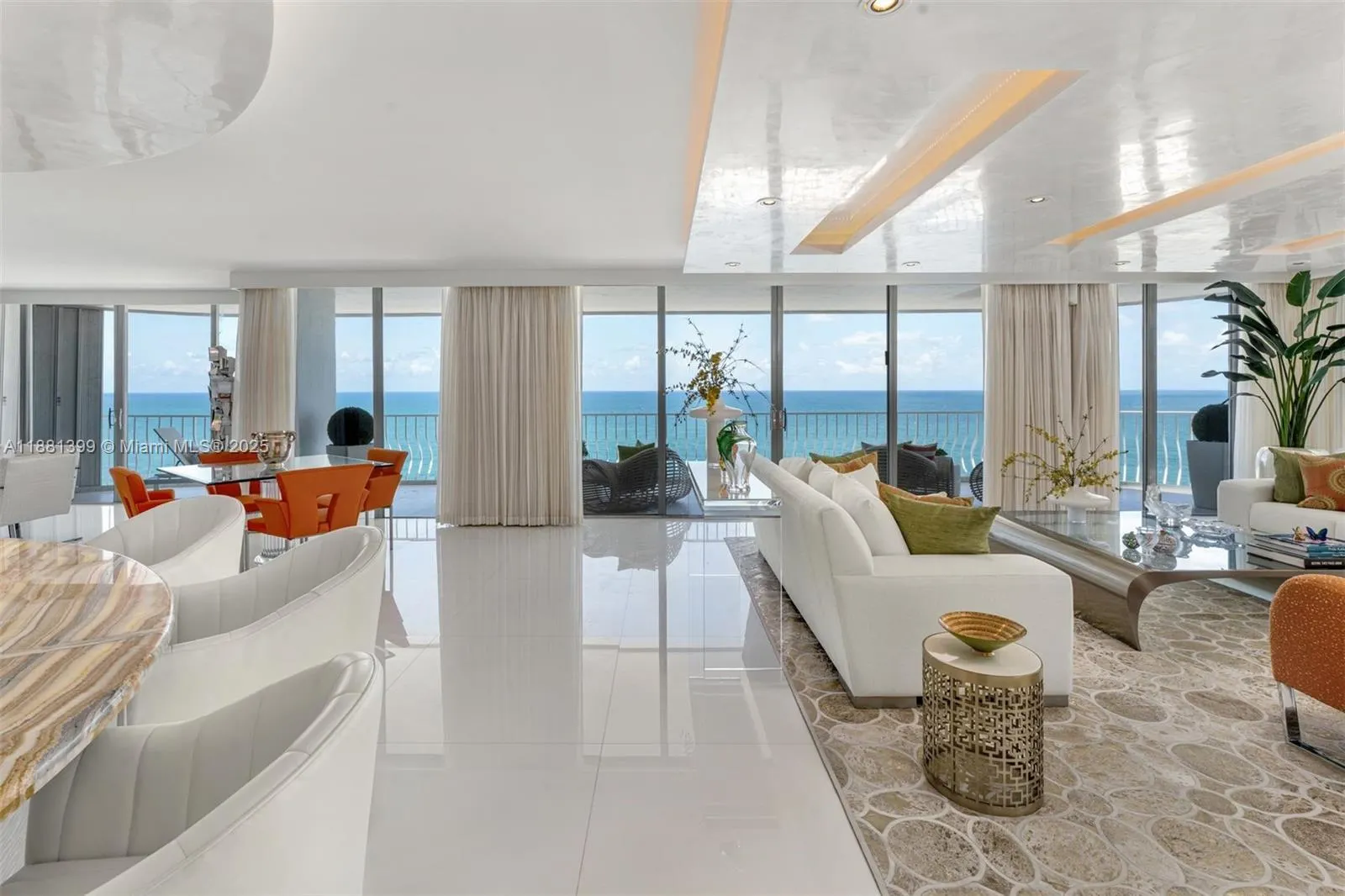 10155 Collins Ave, #1401
