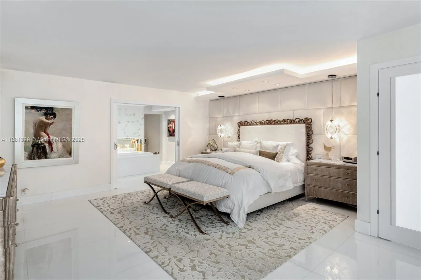 10155 Collins Ave, #1401