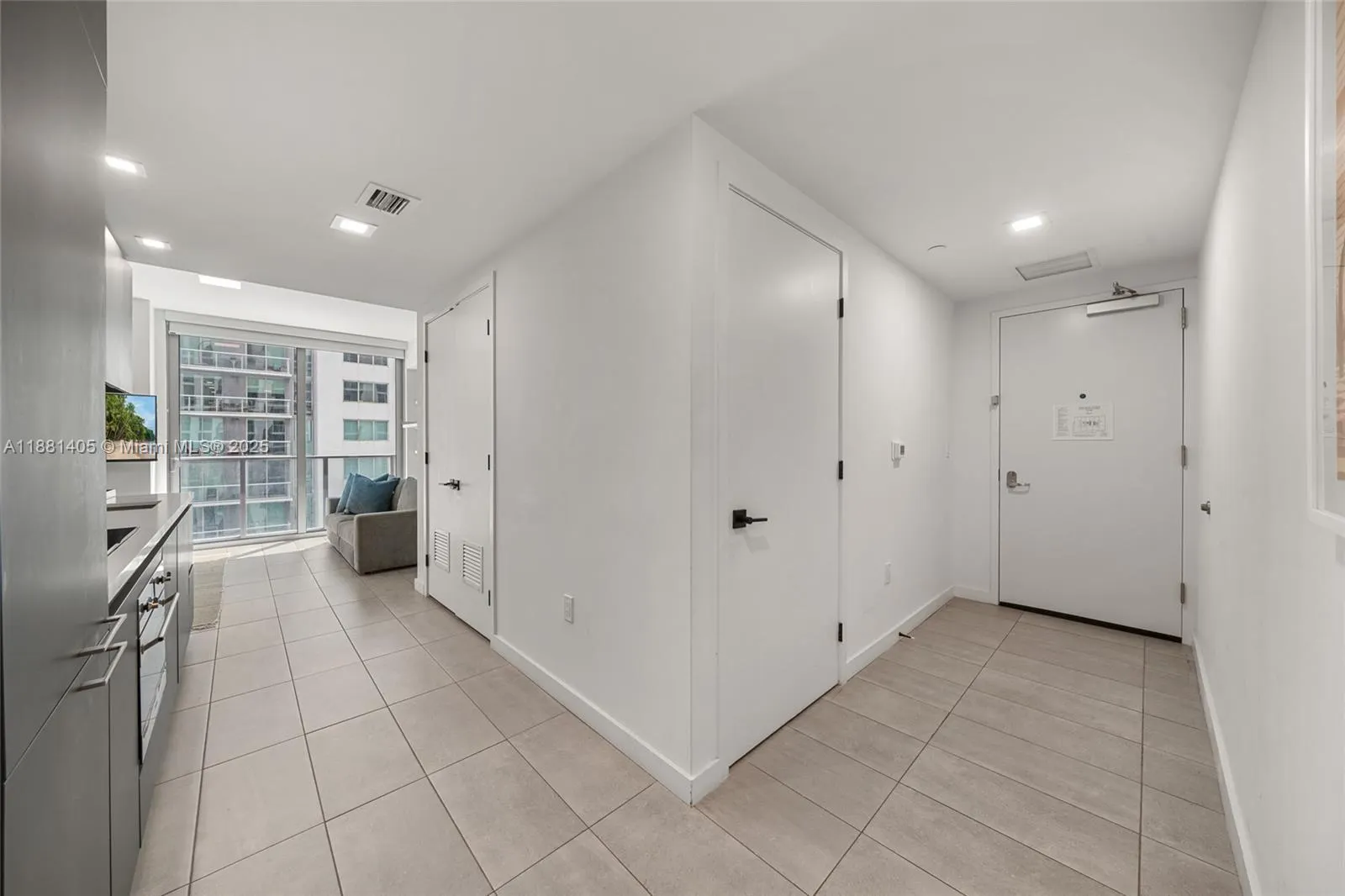 227 NE 2nd St, #1911