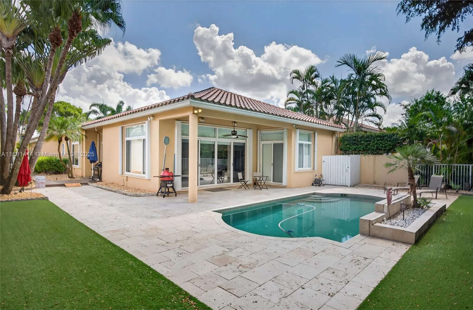 2497 Bay Isle Dr