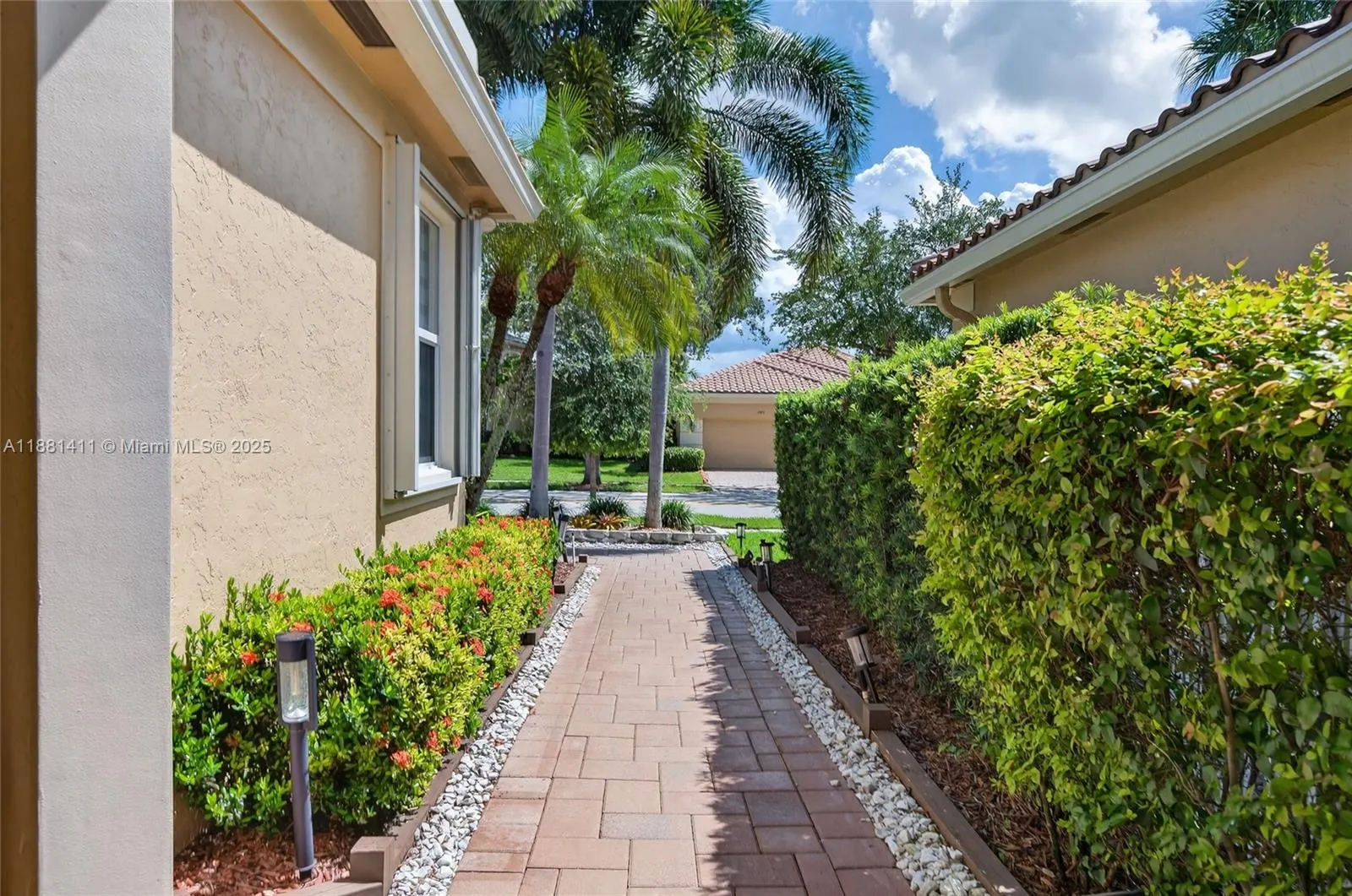 2497 Bay Isle Dr
