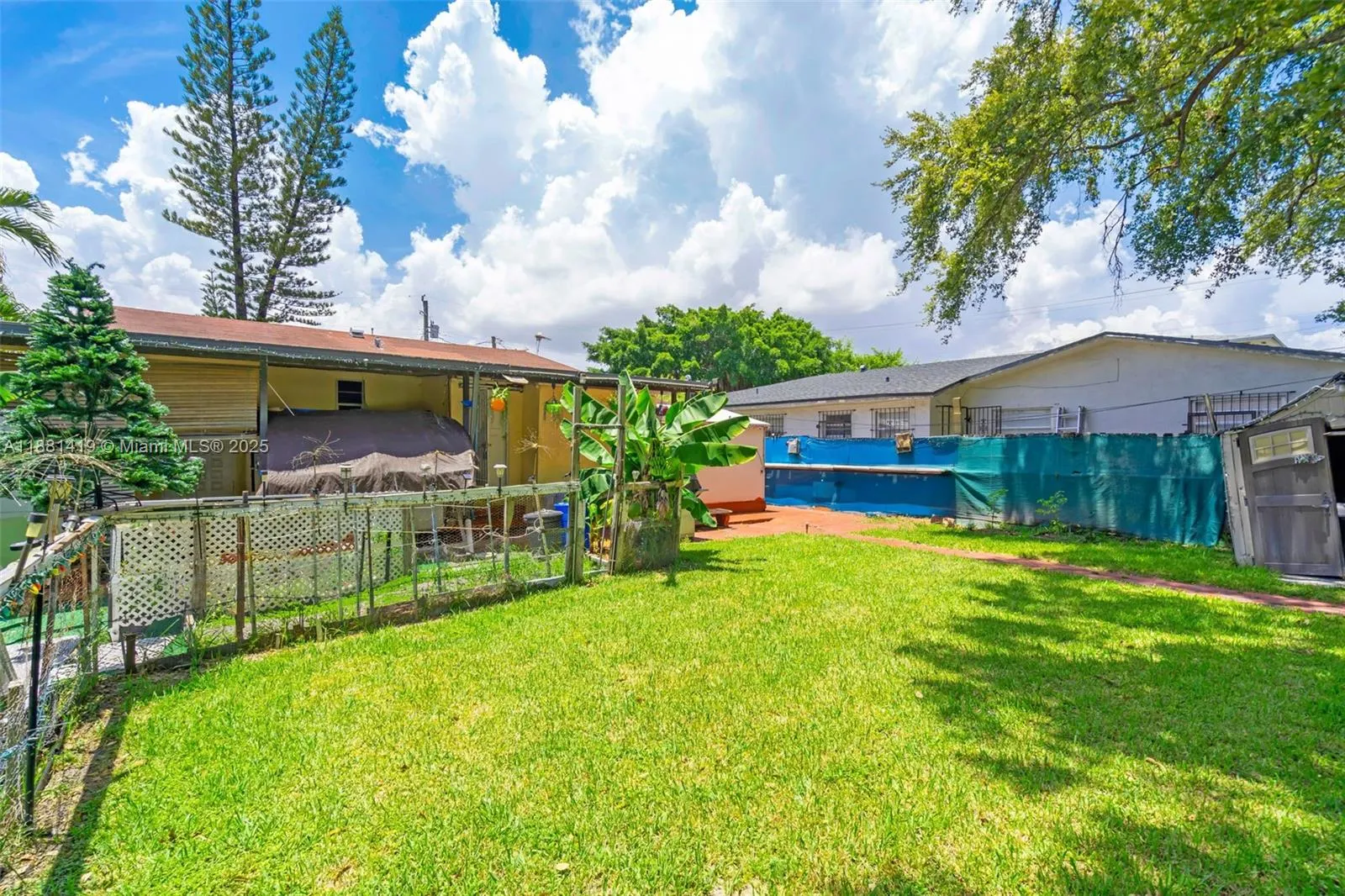 811 SW 24th ct