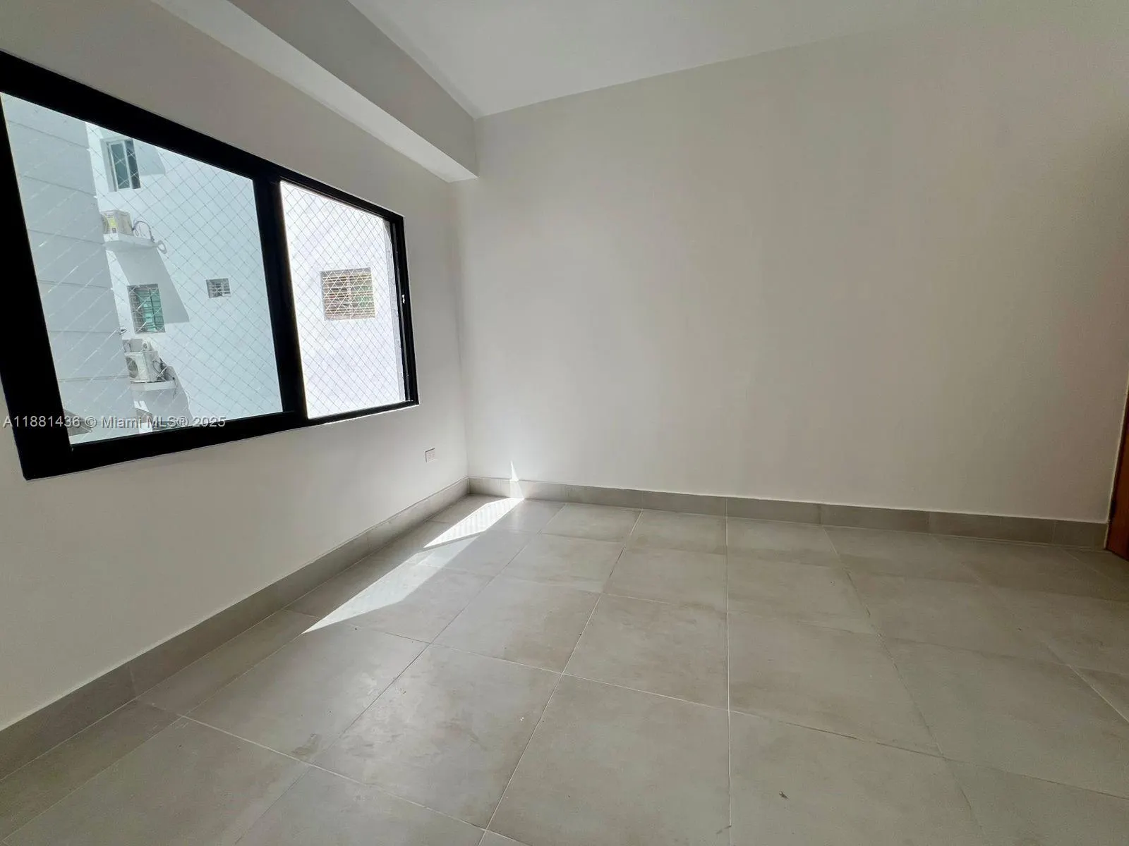 58 Calle Leonardo Davinci, #4C