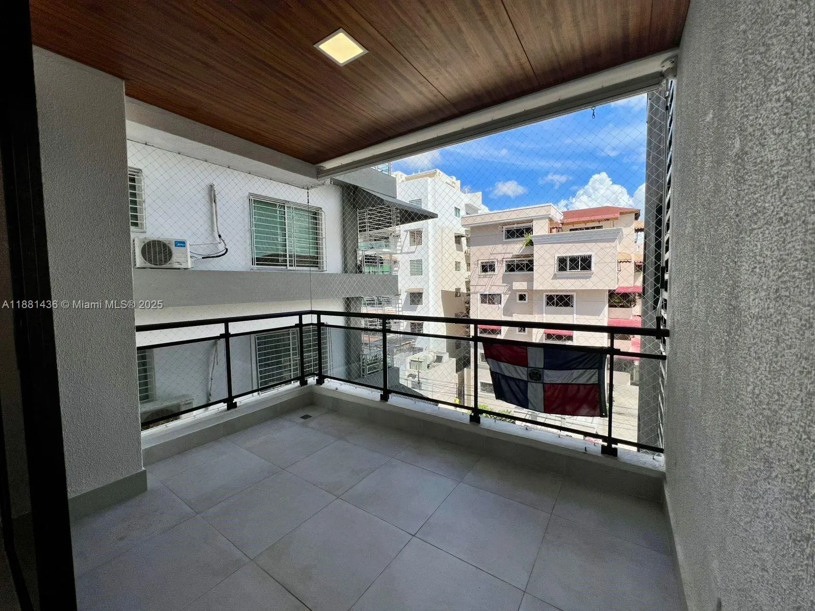 58 Calle Leonardo Davinci, #4C