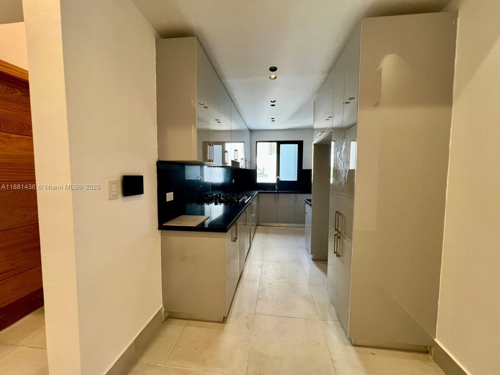 58 Calle Leonardo Davinci, #4C