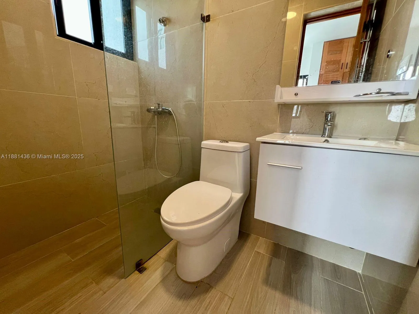58 Calle Leonardo Davinci, #4C