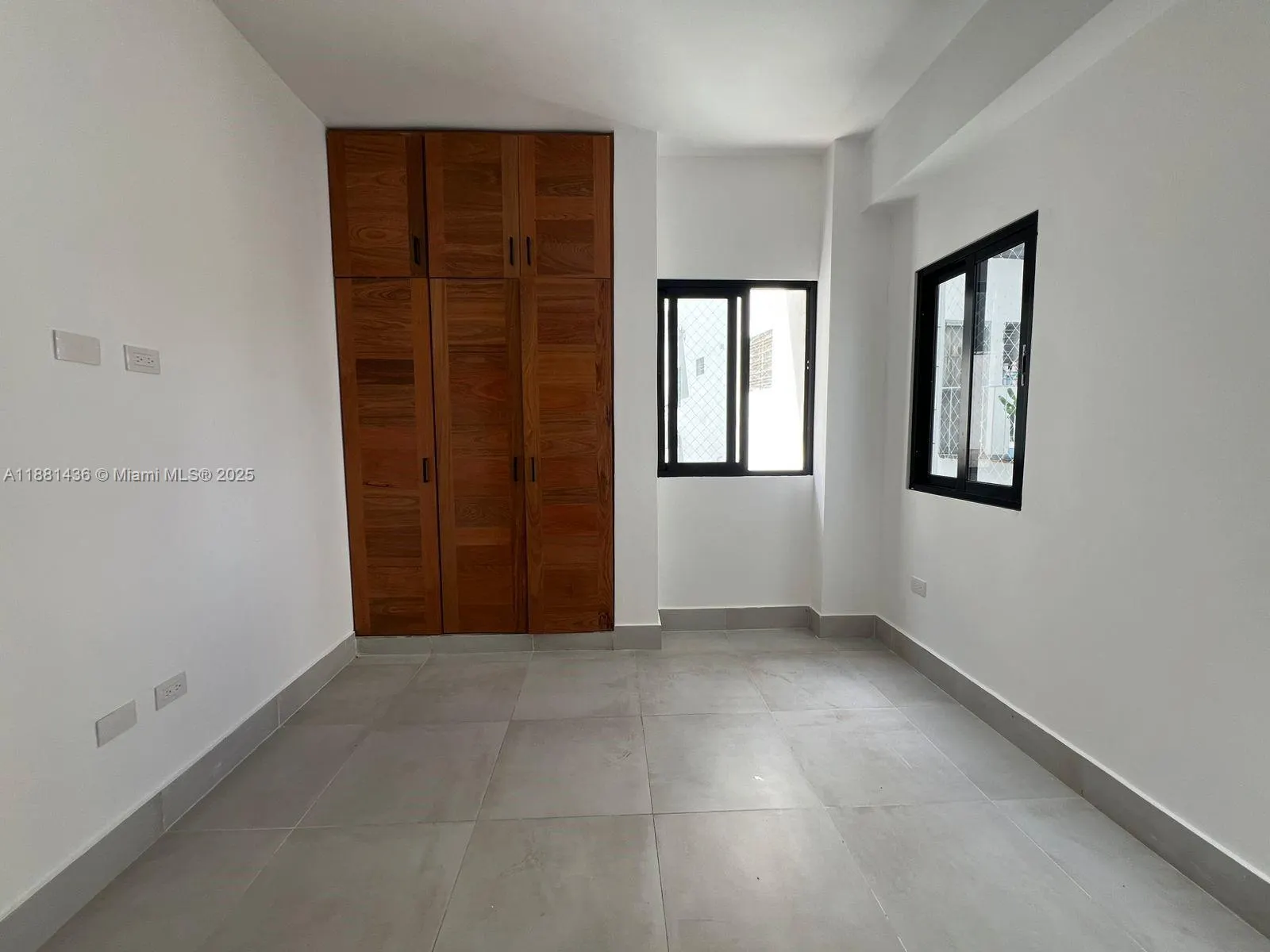 58 Calle Leonardo Davinci, #4C