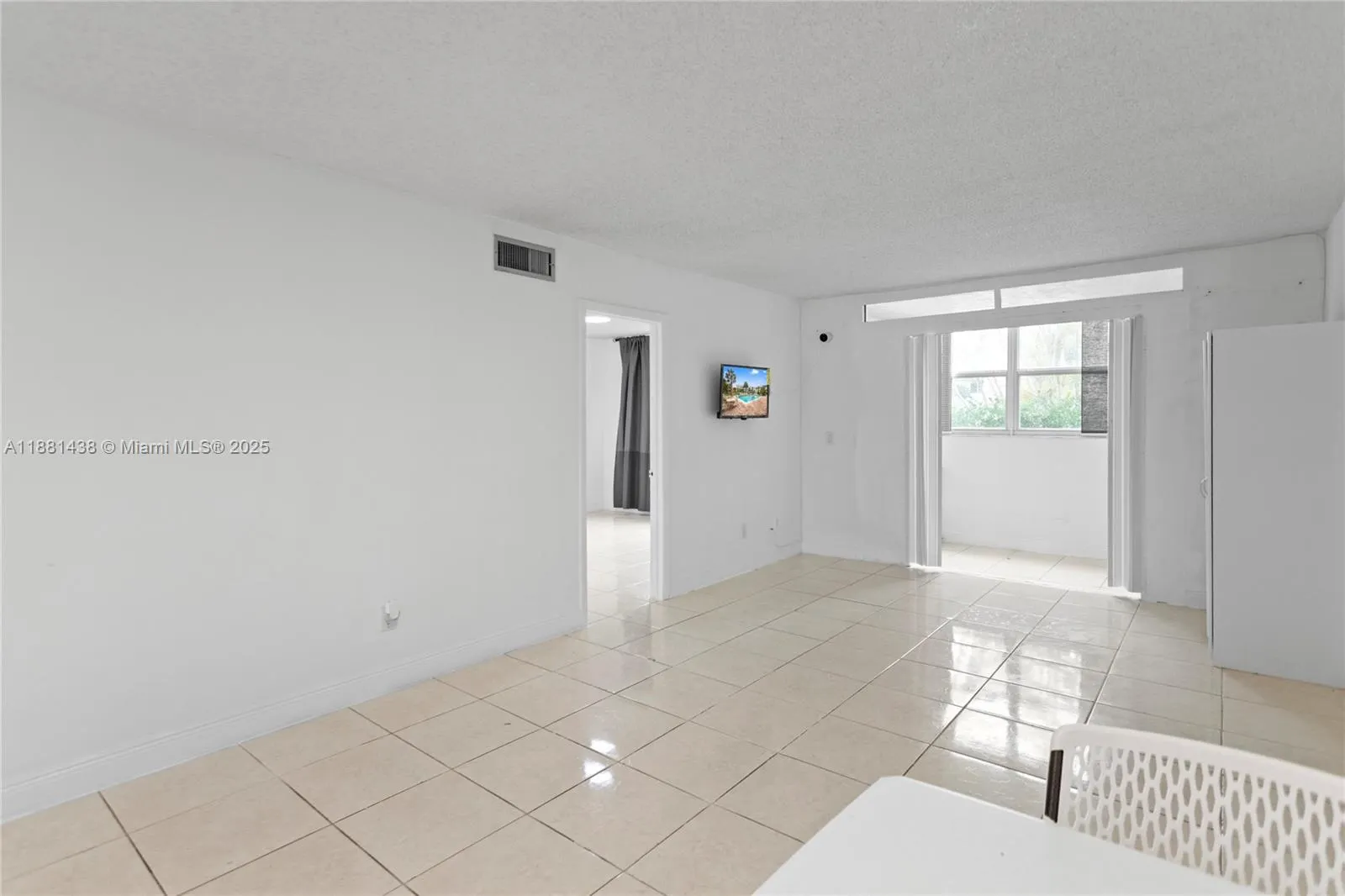 6600 Royal Palm Blvd, #103B