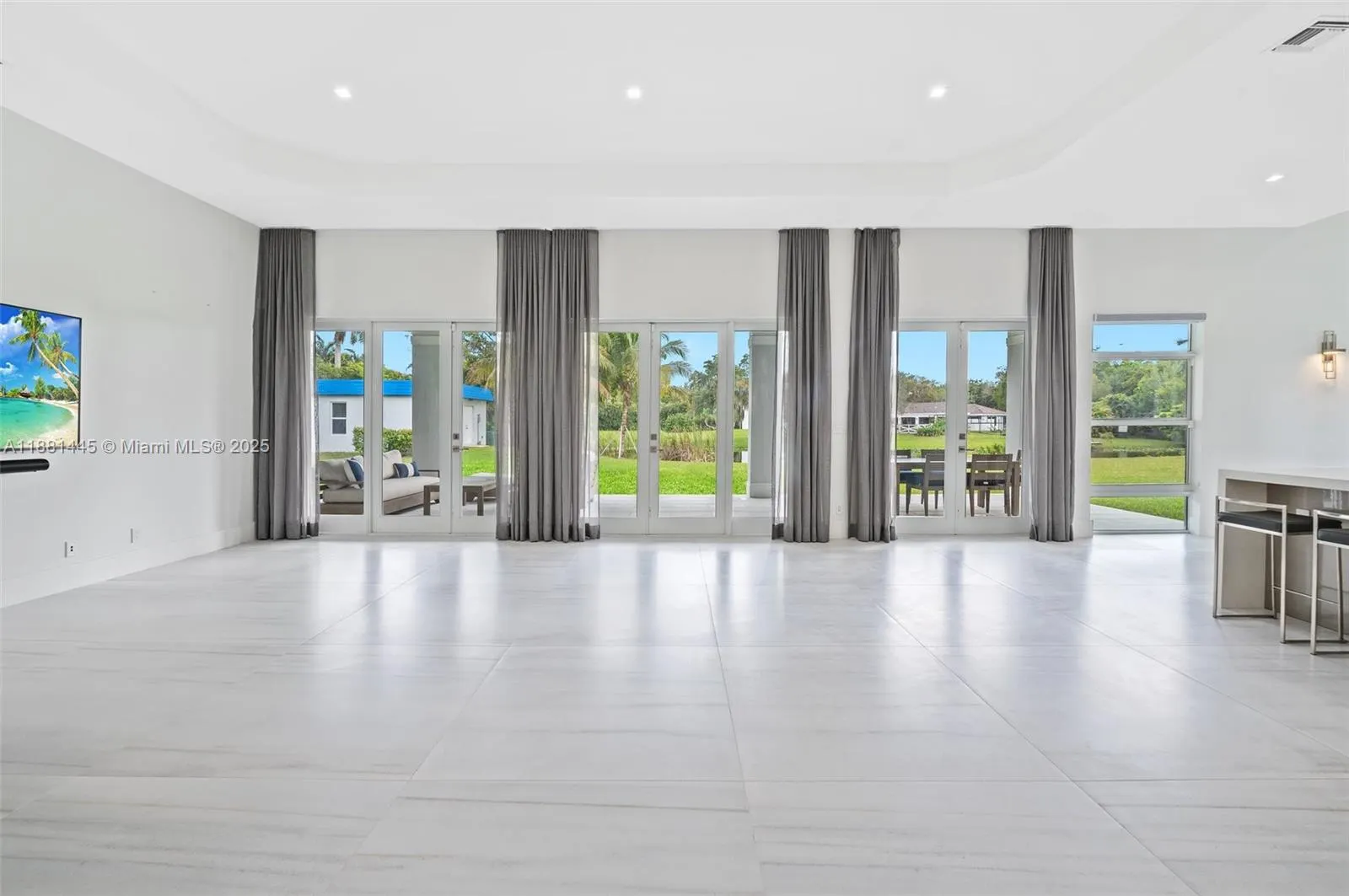 2400 SW 112th Ave