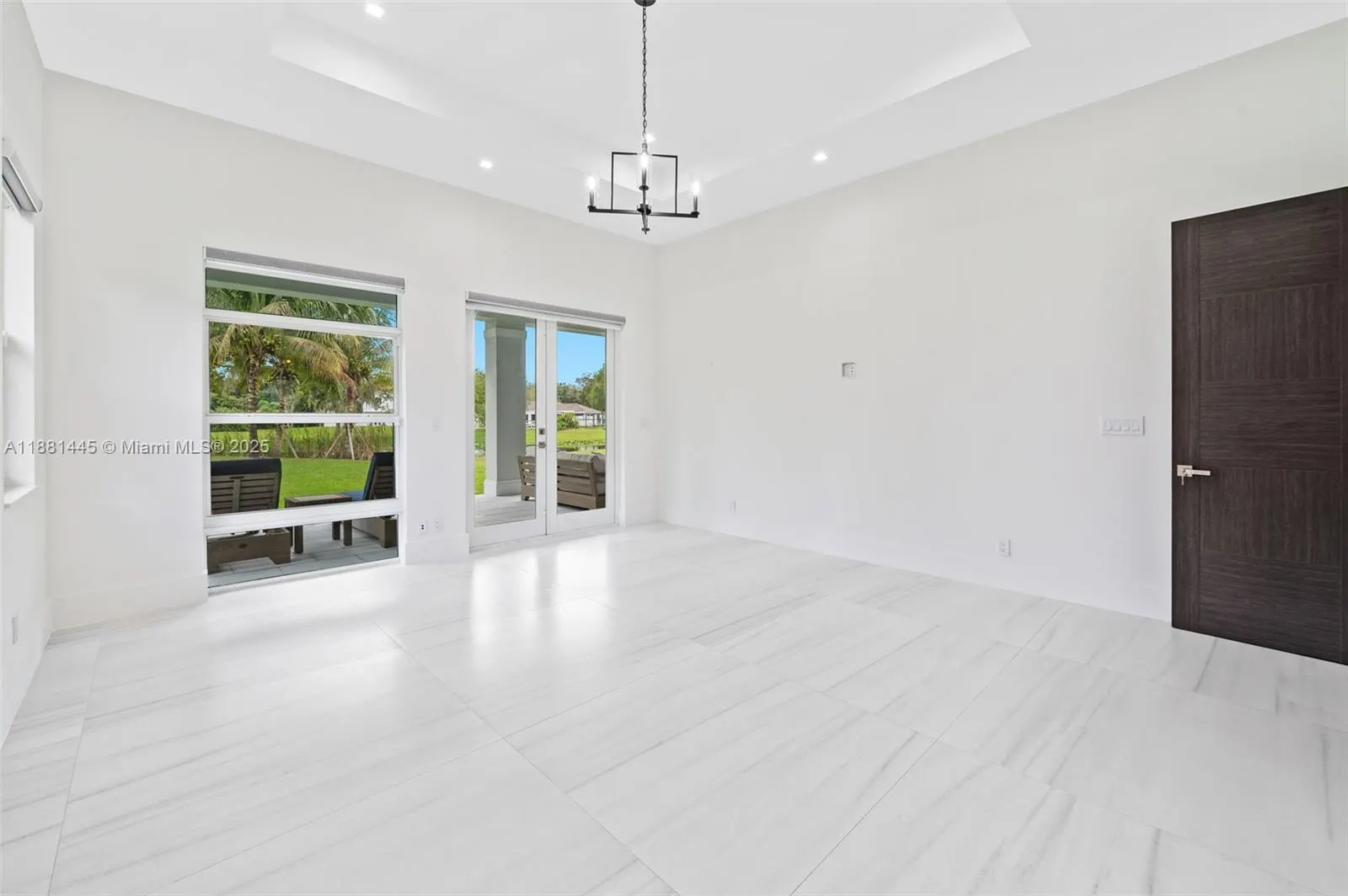 2400 SW 112th Ave