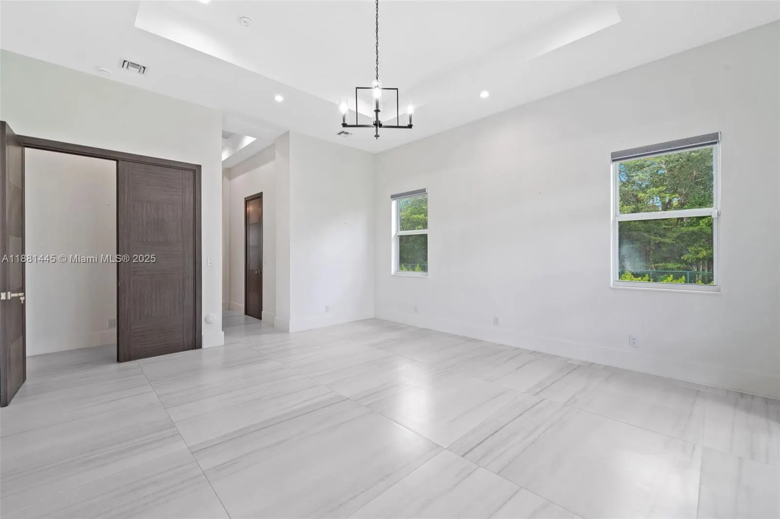 2400 SW 112th Ave