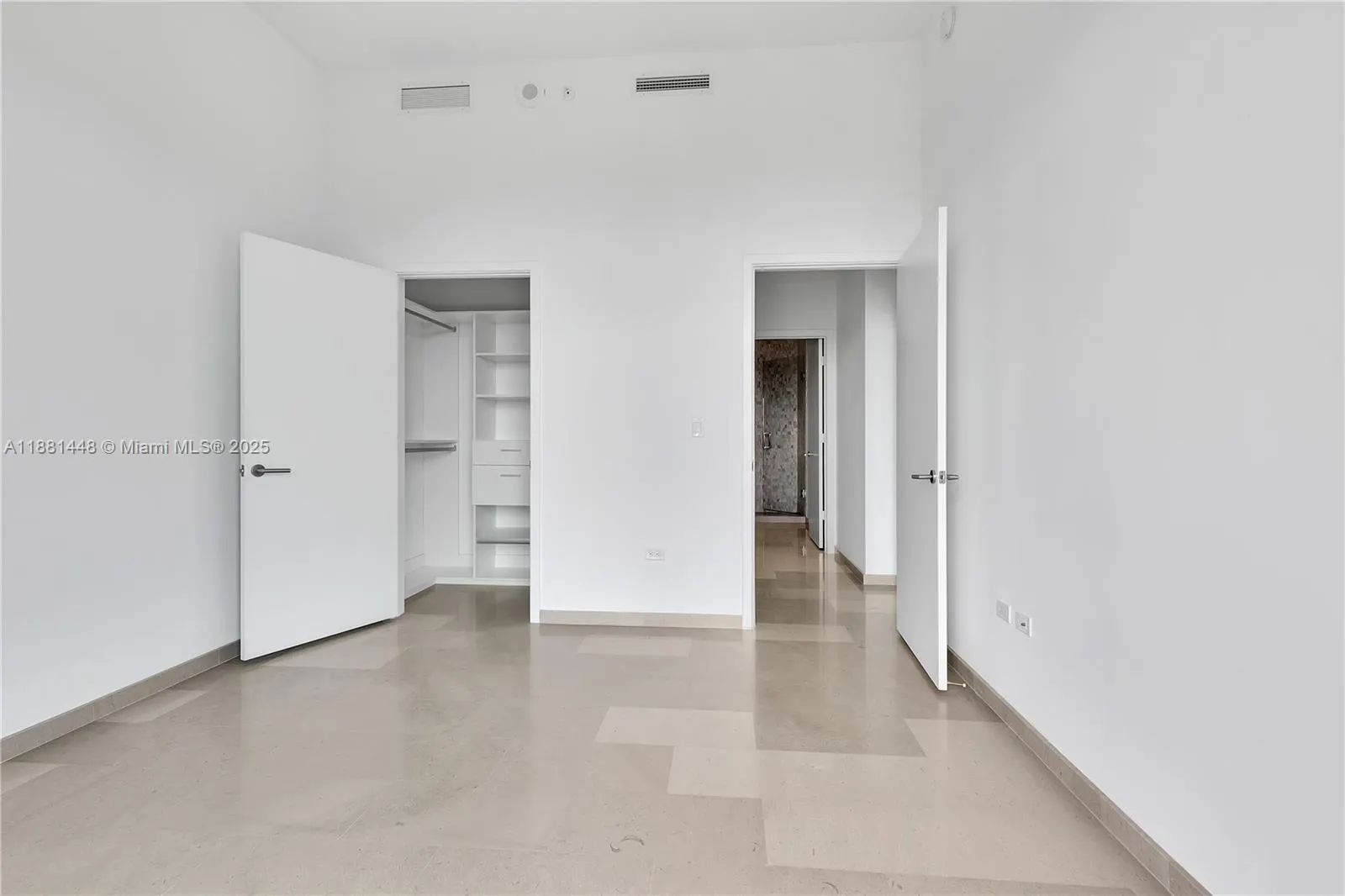 68 SE 6th St, #4110