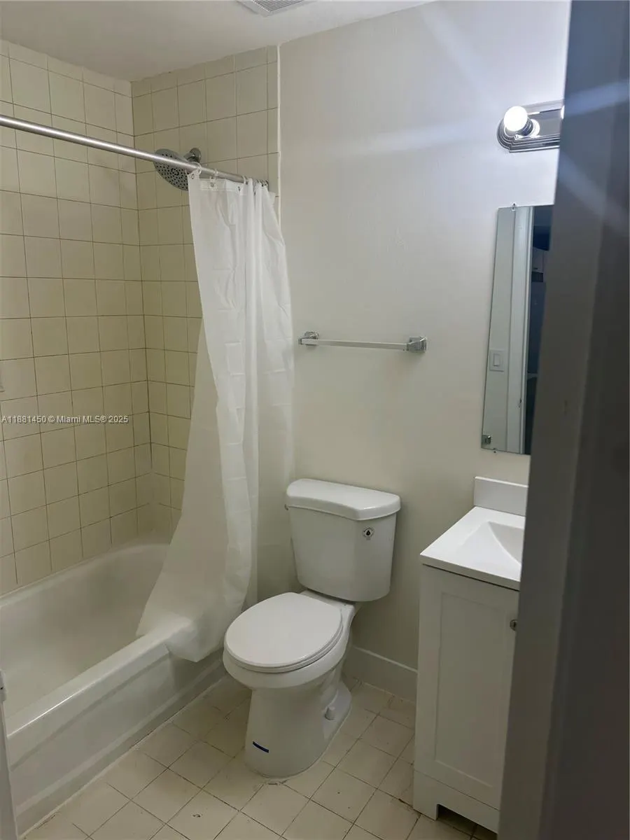 13920 NE 2nd Ave, #3A