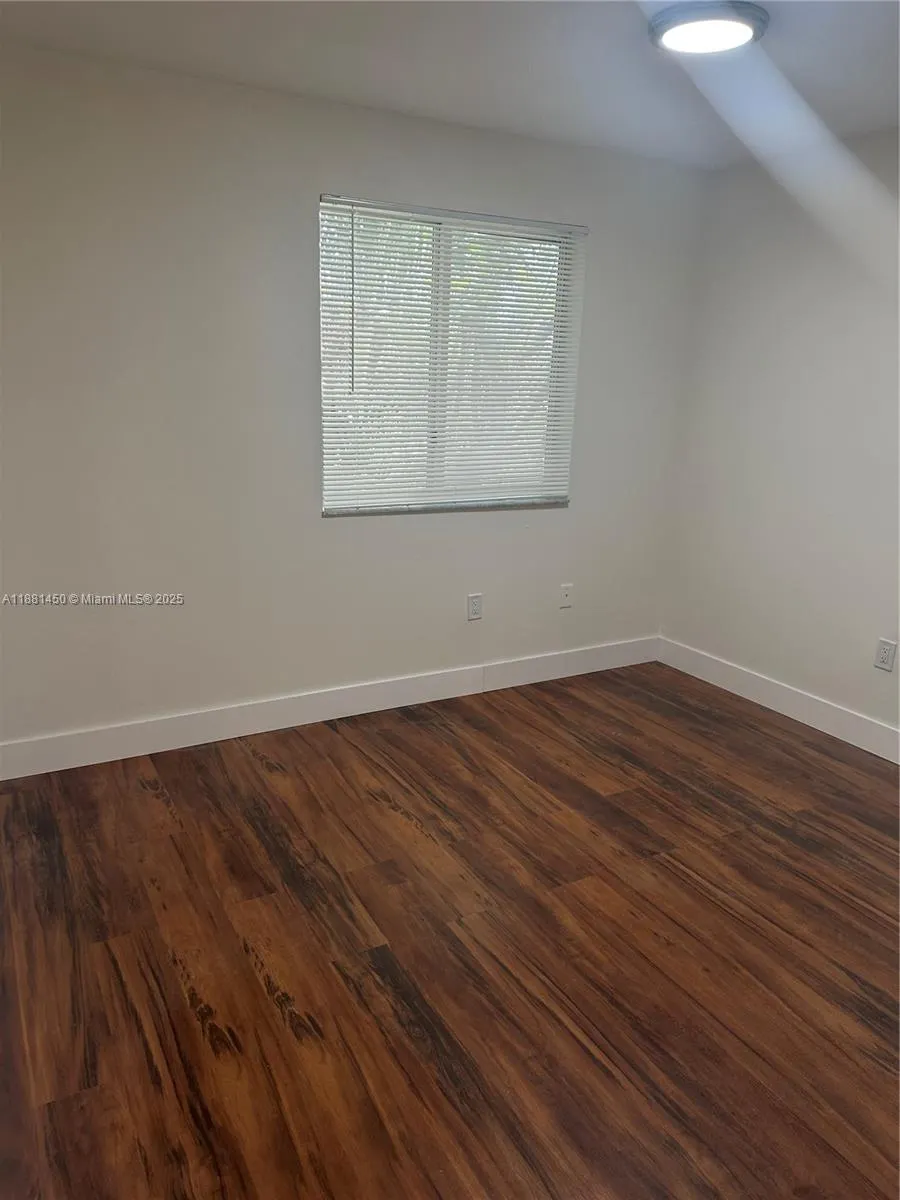 13920 NE 2nd Ave, #3A