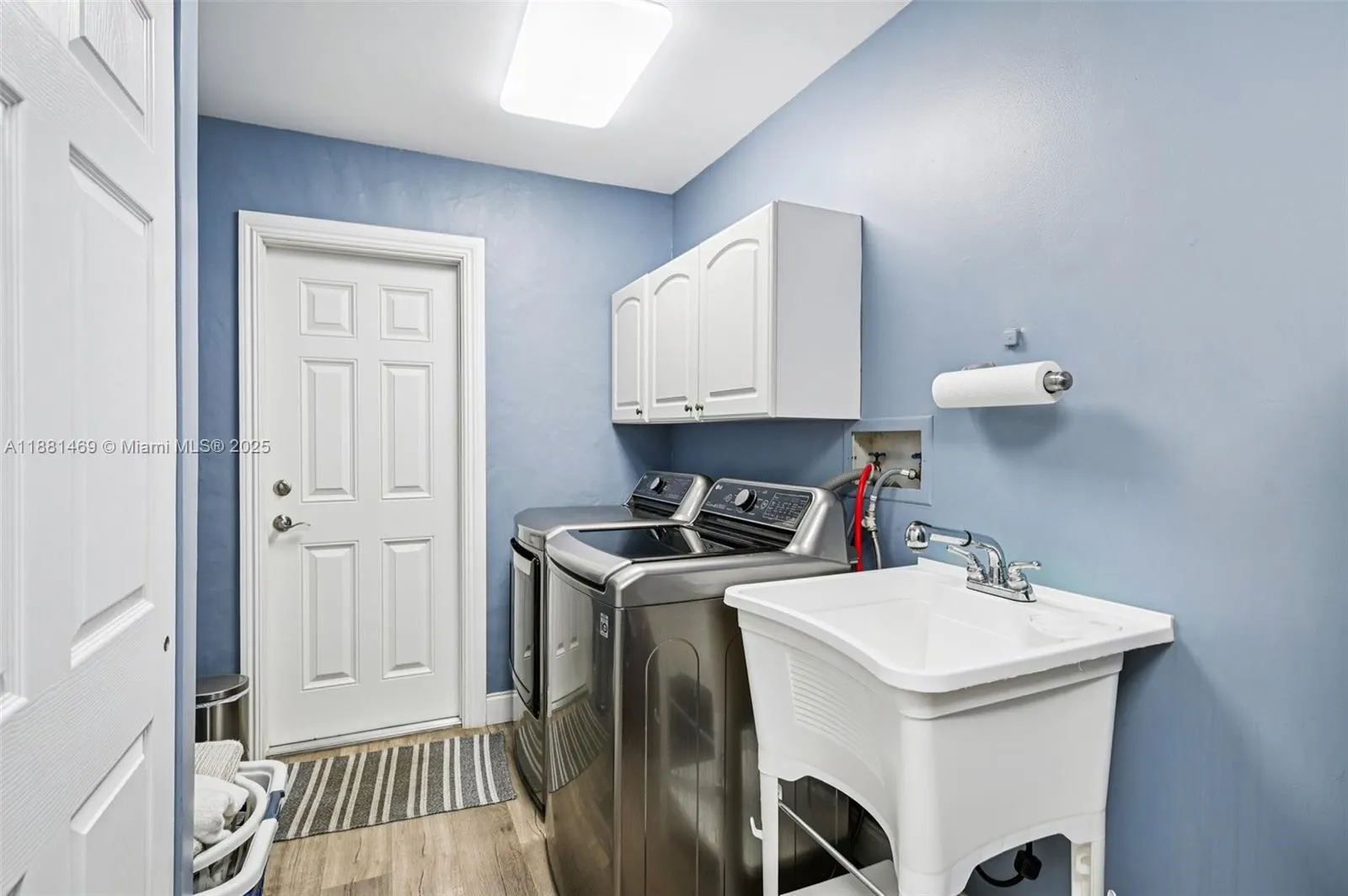 5610 Windover Way