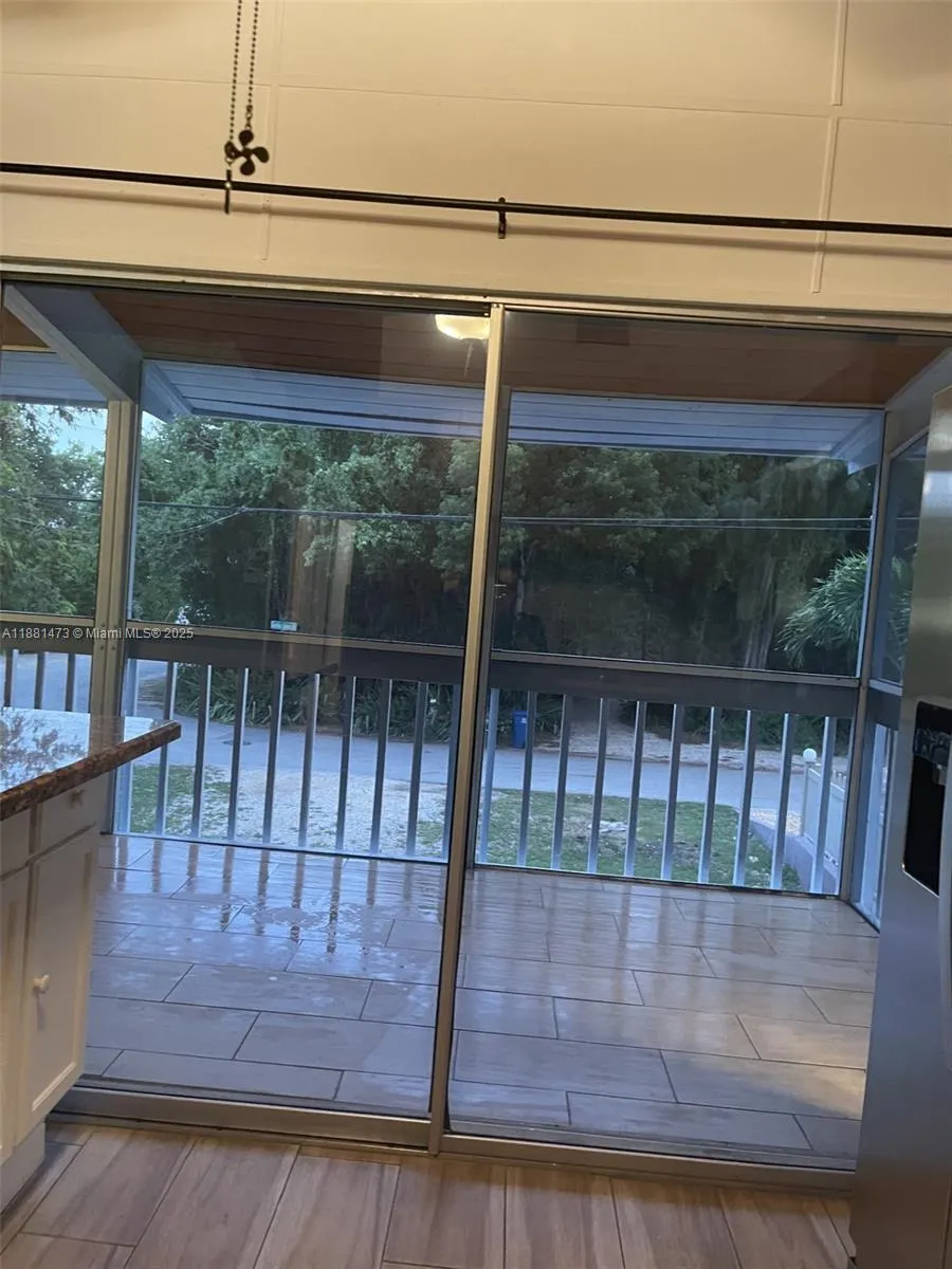 141 Gumbo Limbo Dr