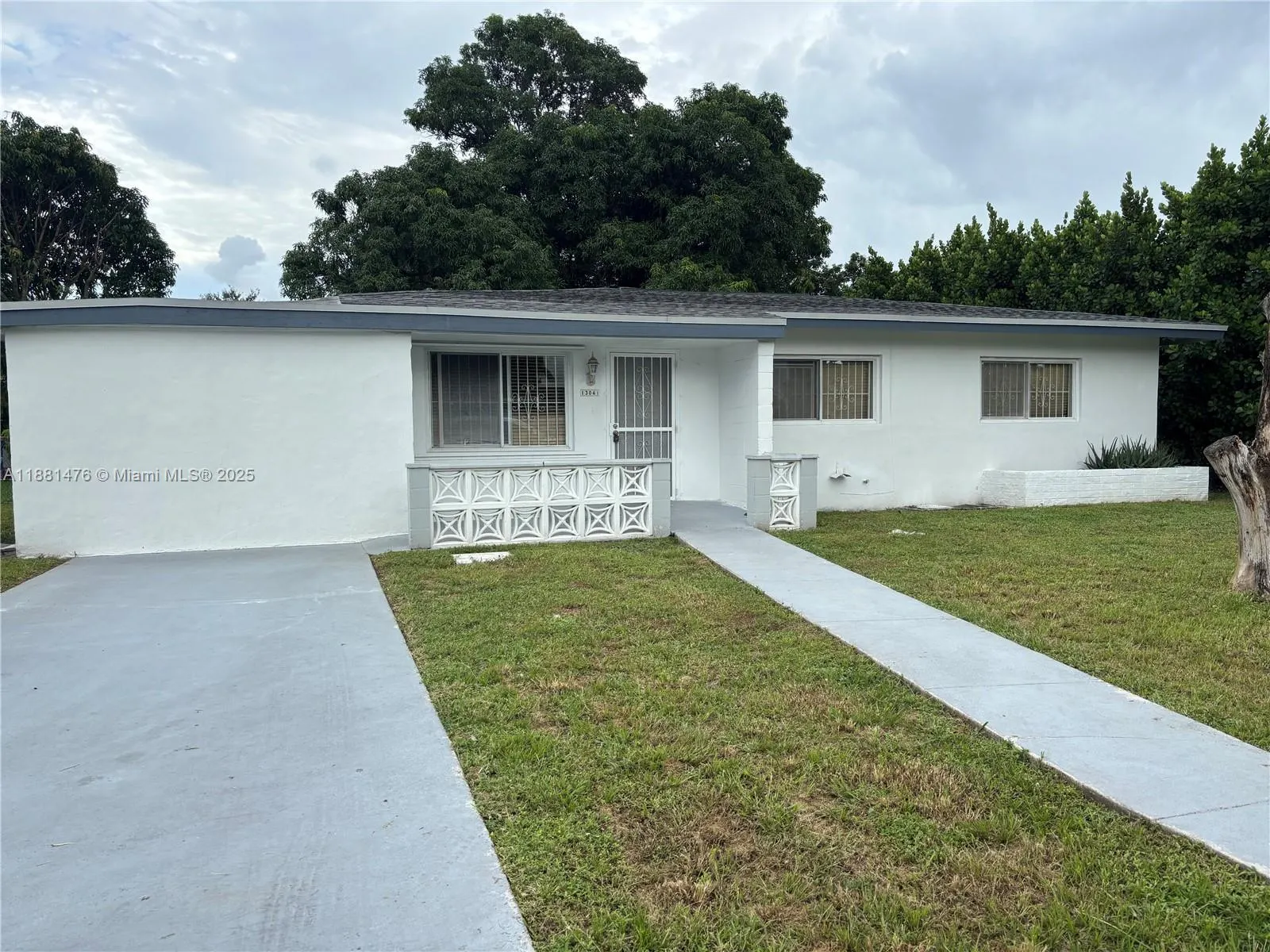13041 NW 17th Ct