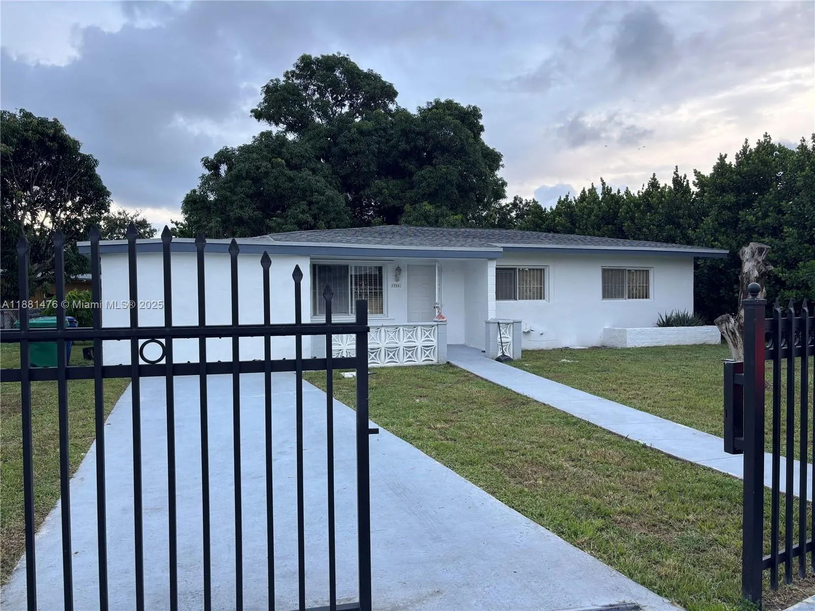 13041 NW 17th Ct