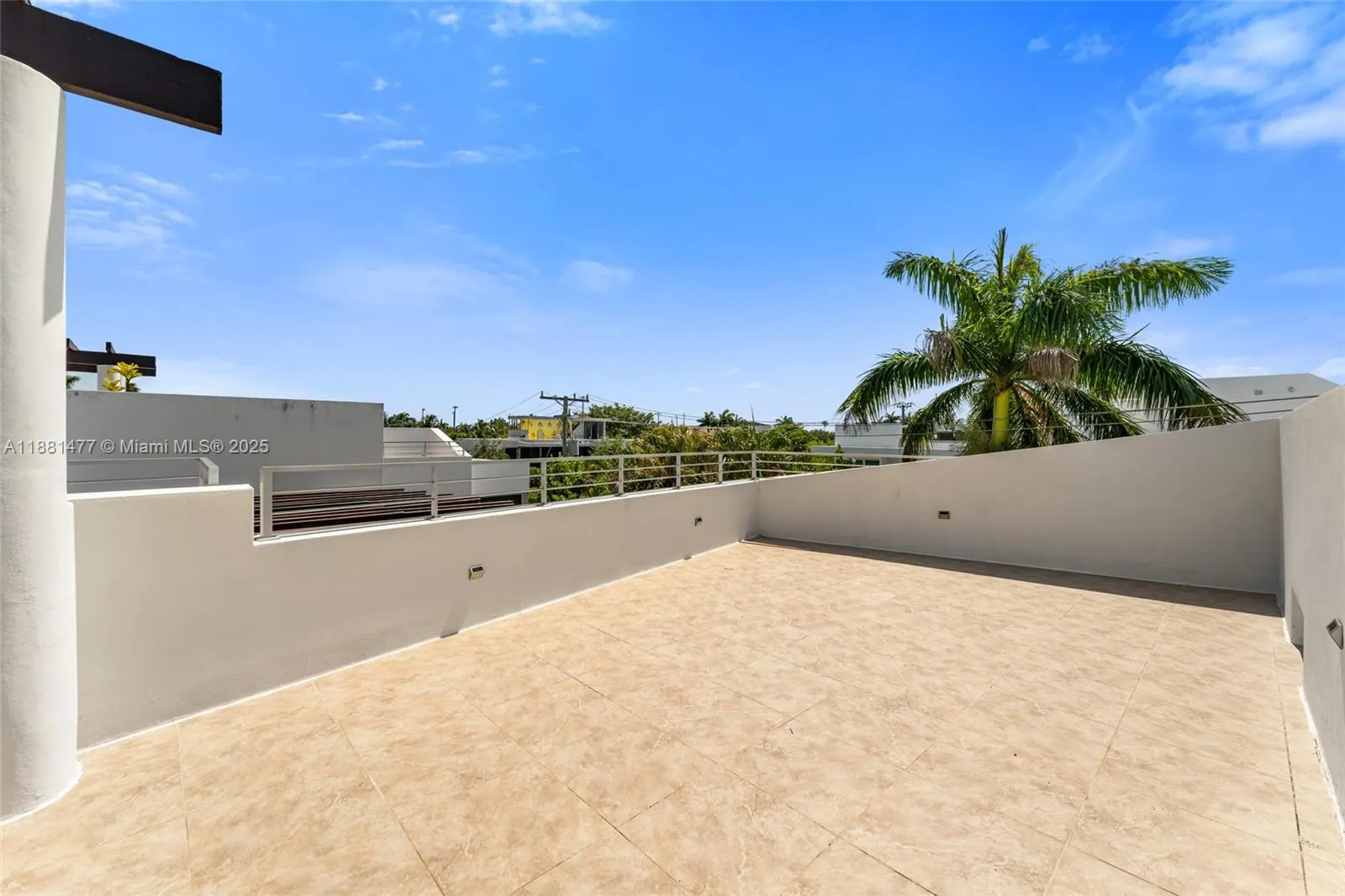 544 Fernwood Rd, #544
