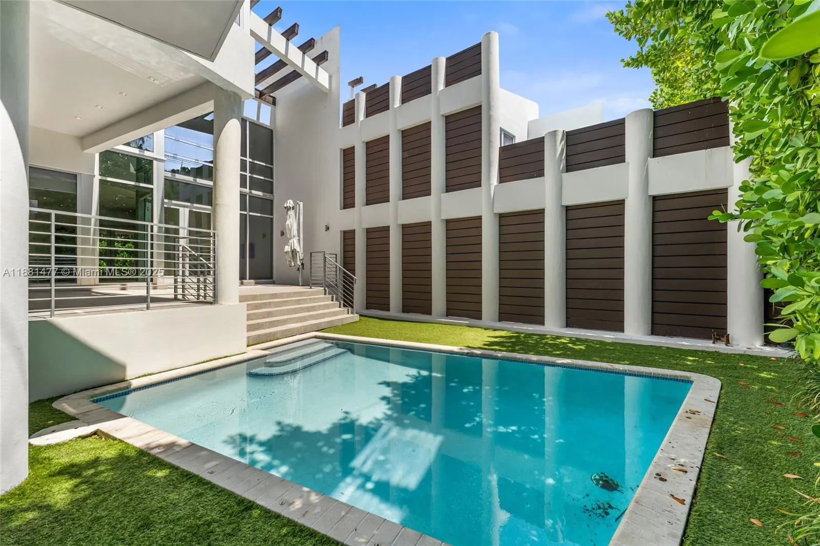 544 Fernwood Rd, #544