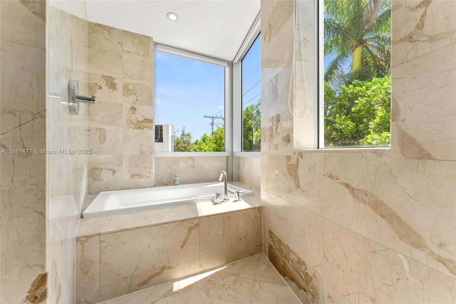 544 Fernwood Rd, #544