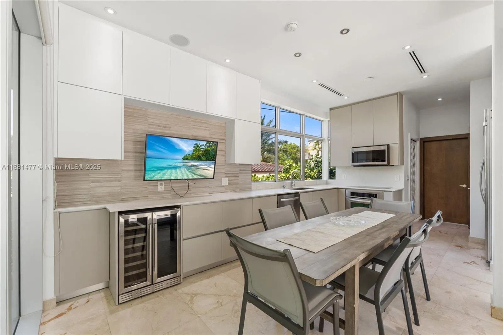 544 Fernwood Rd, #544
