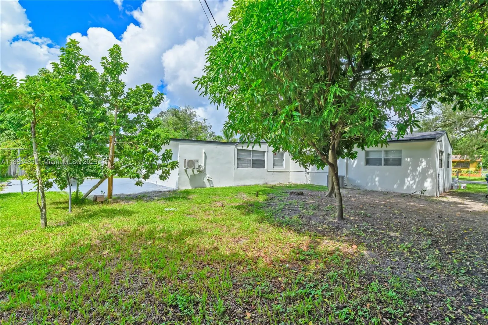 2960 NW 165th St