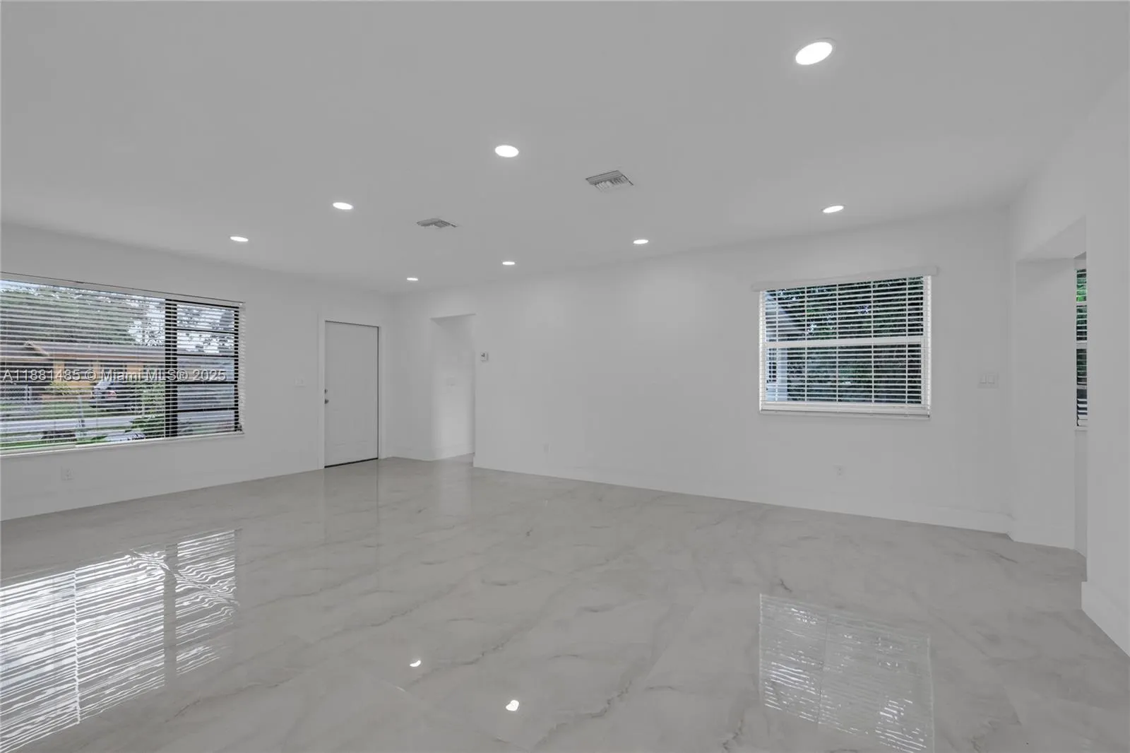 2960 NW 165th St