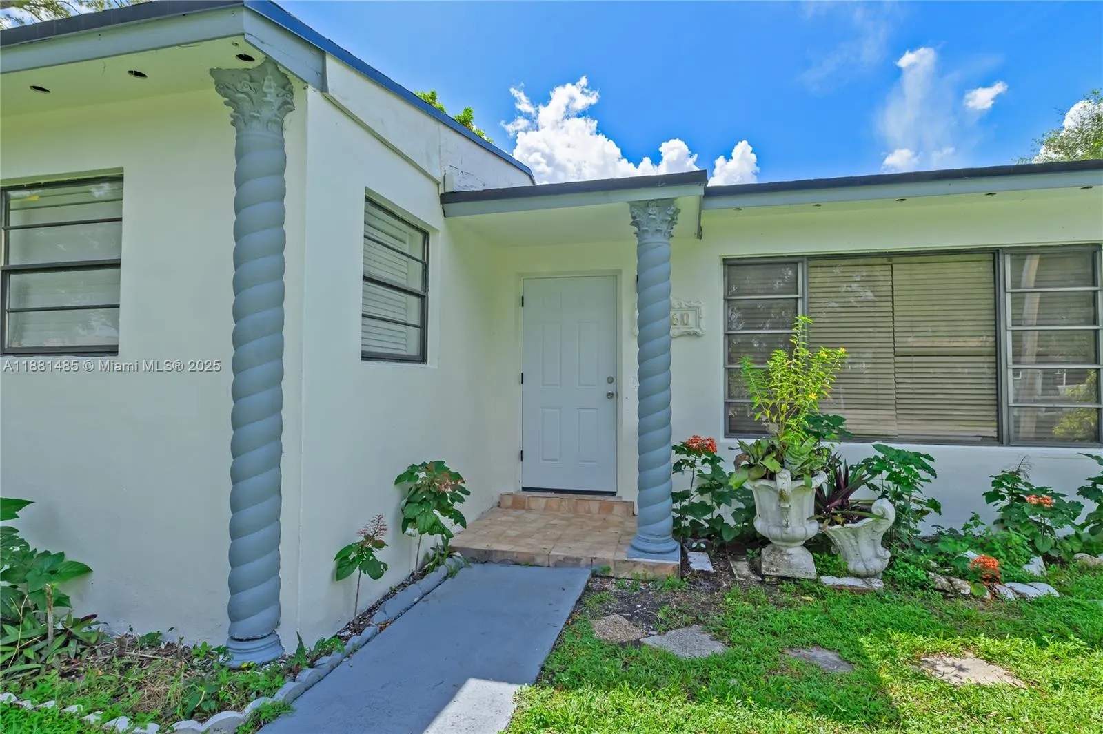 2960 NW 165th St