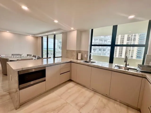 9801 Collins Ave, #14E