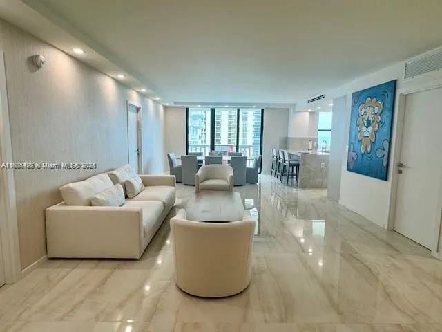 9801 Collins Ave, #14E