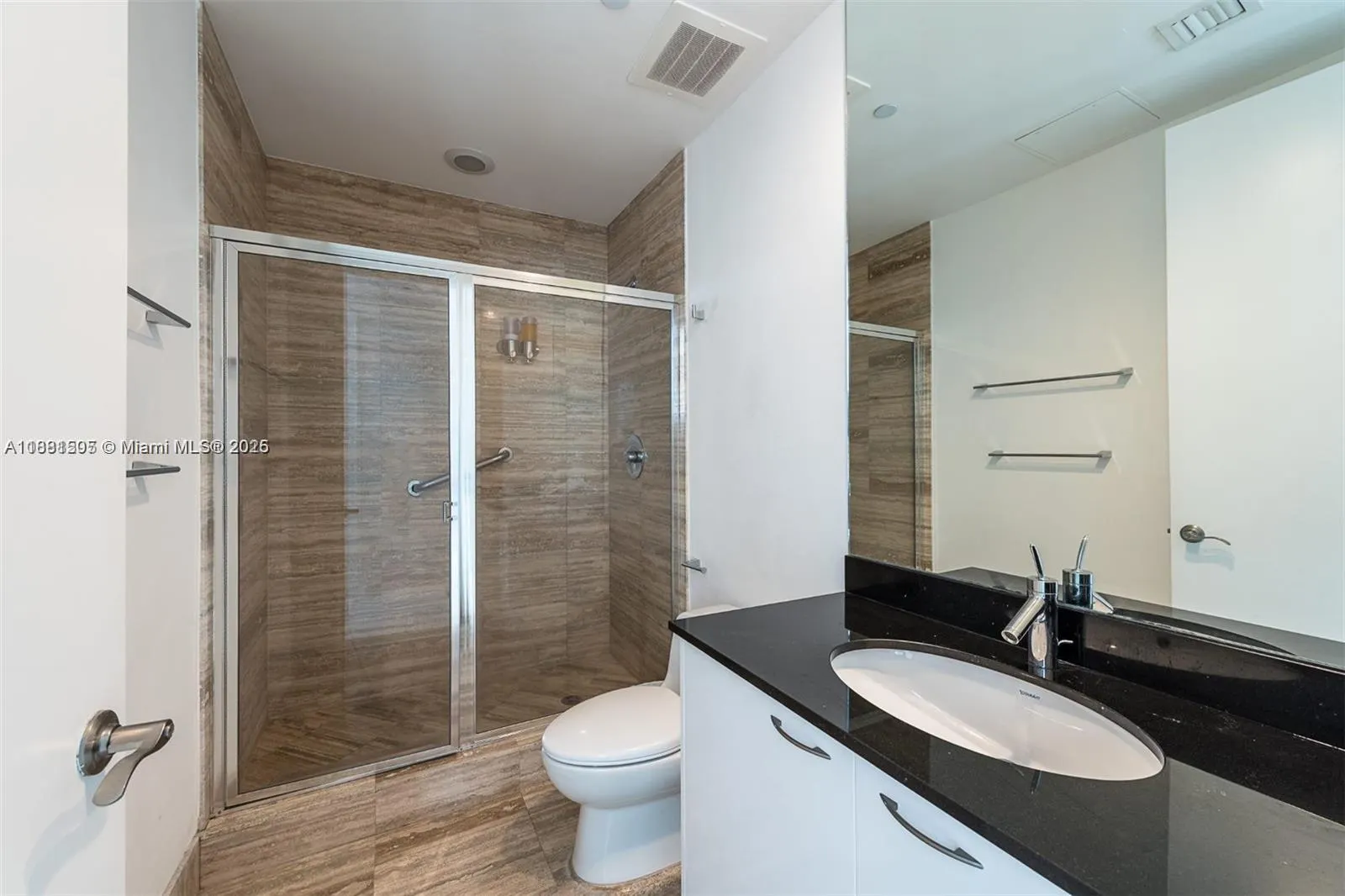 15811 Collins Ave, #3205