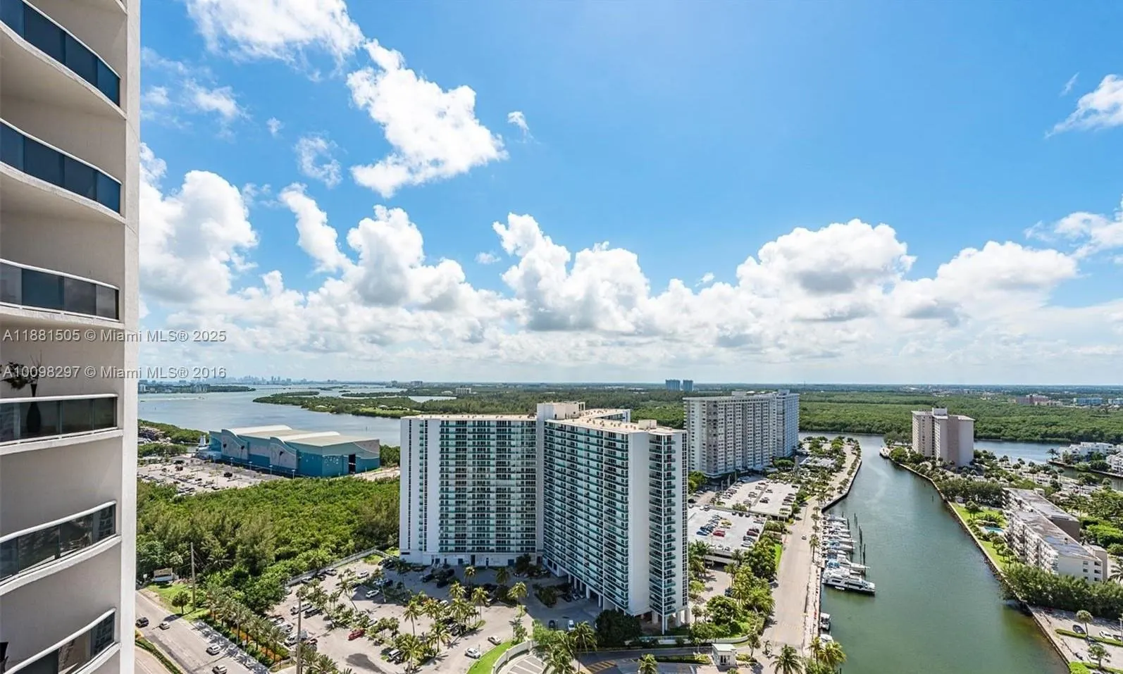 15811 Collins Ave, #3705