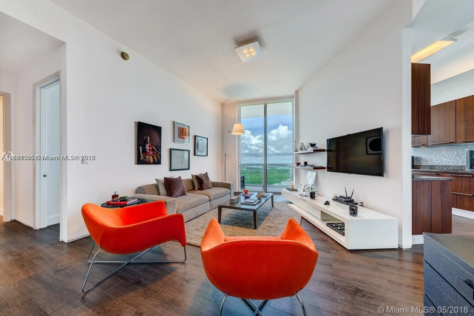 15811 Collins Ave, #3705