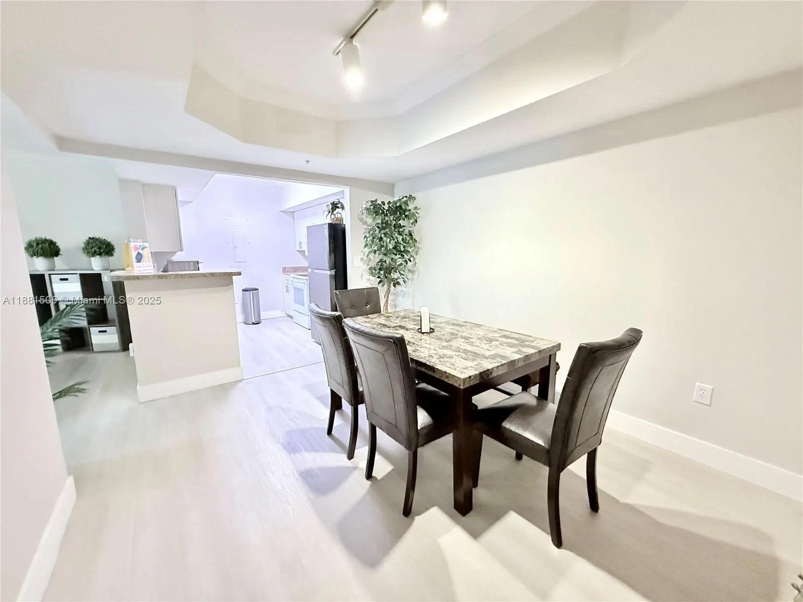 11700 SW 1st St, #3104