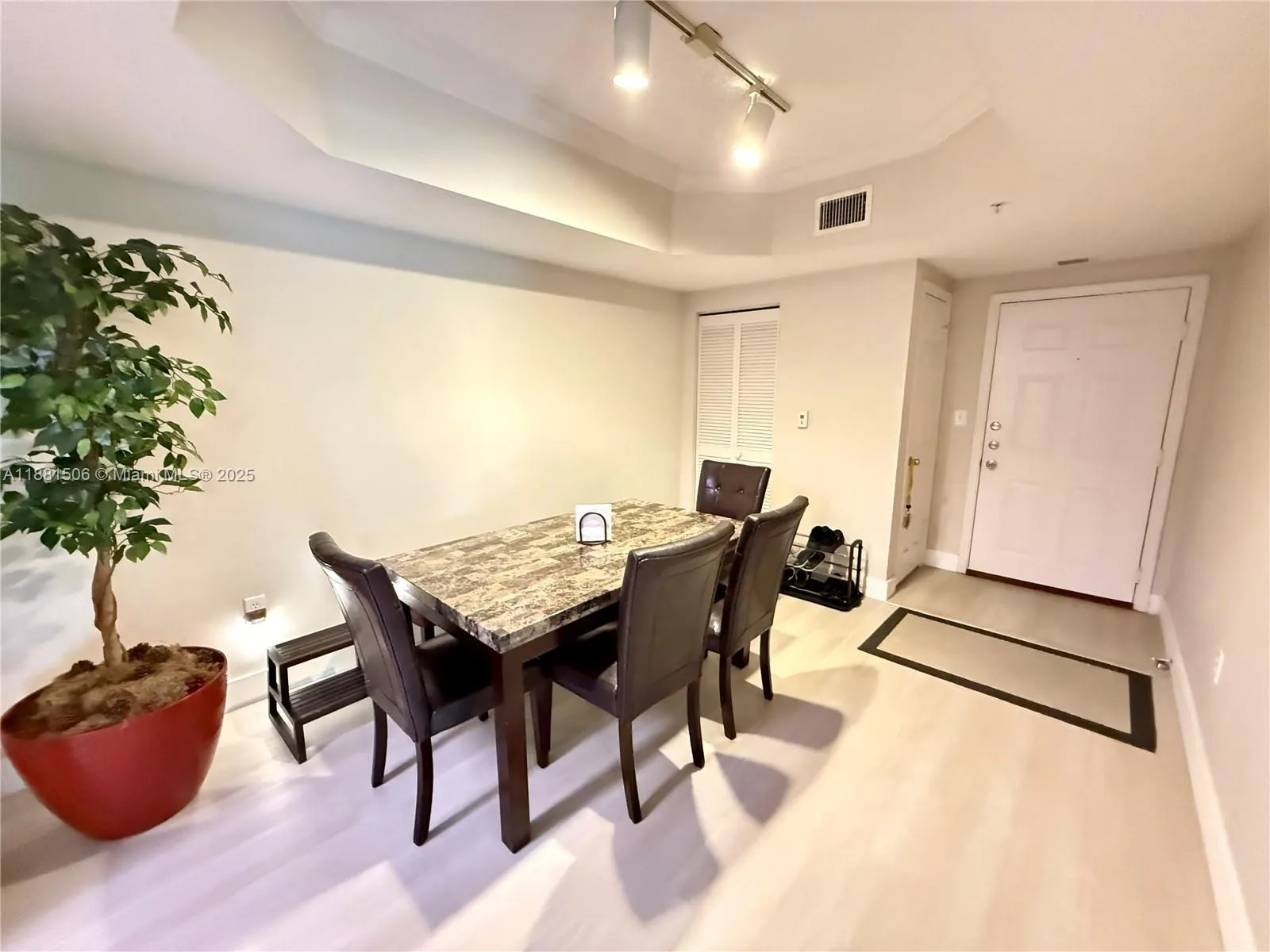 11700 SW 1st St, #3104