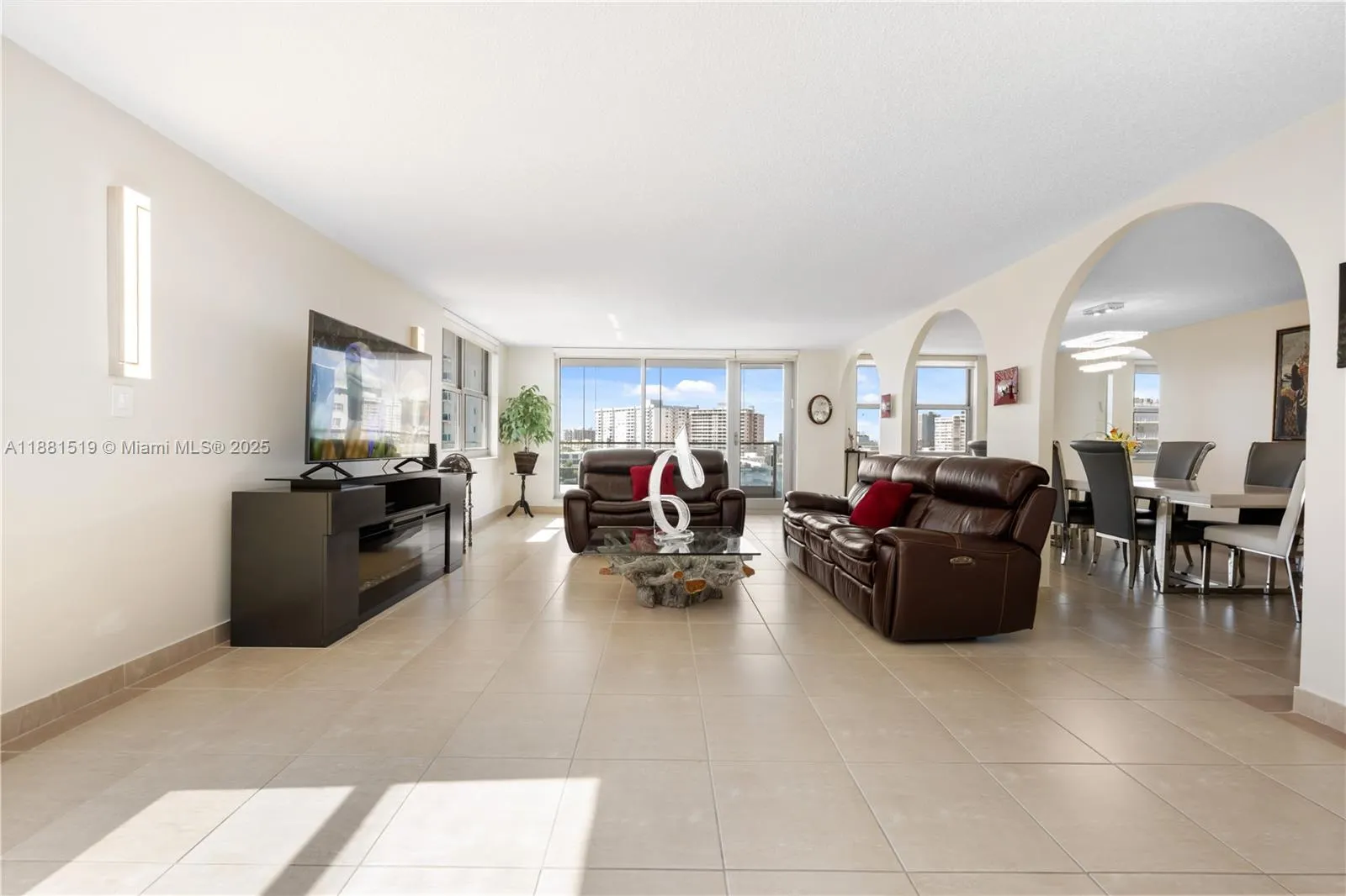 1920 S Ocean Dr, #7A