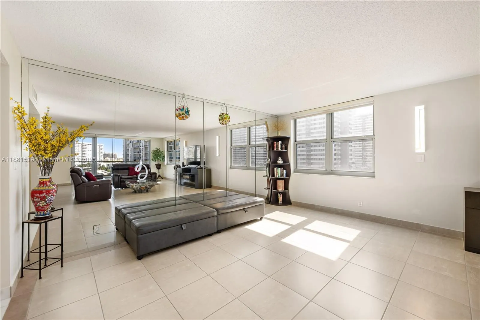 1920 S Ocean Dr, #7A