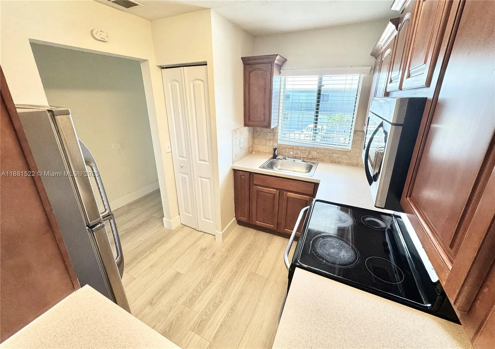 6121 W 24th Ave, #204