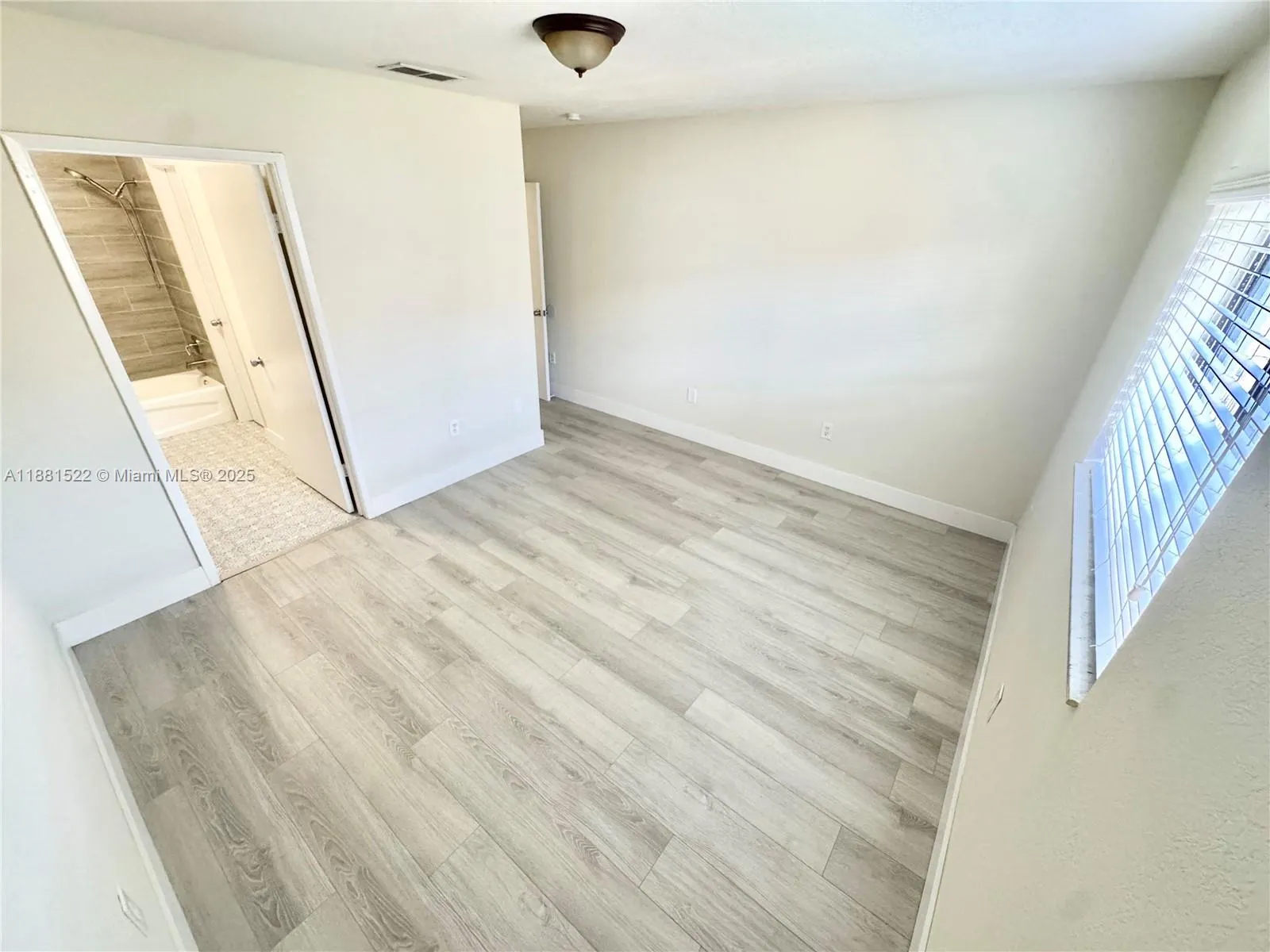 6121 W 24th Ave, #204
