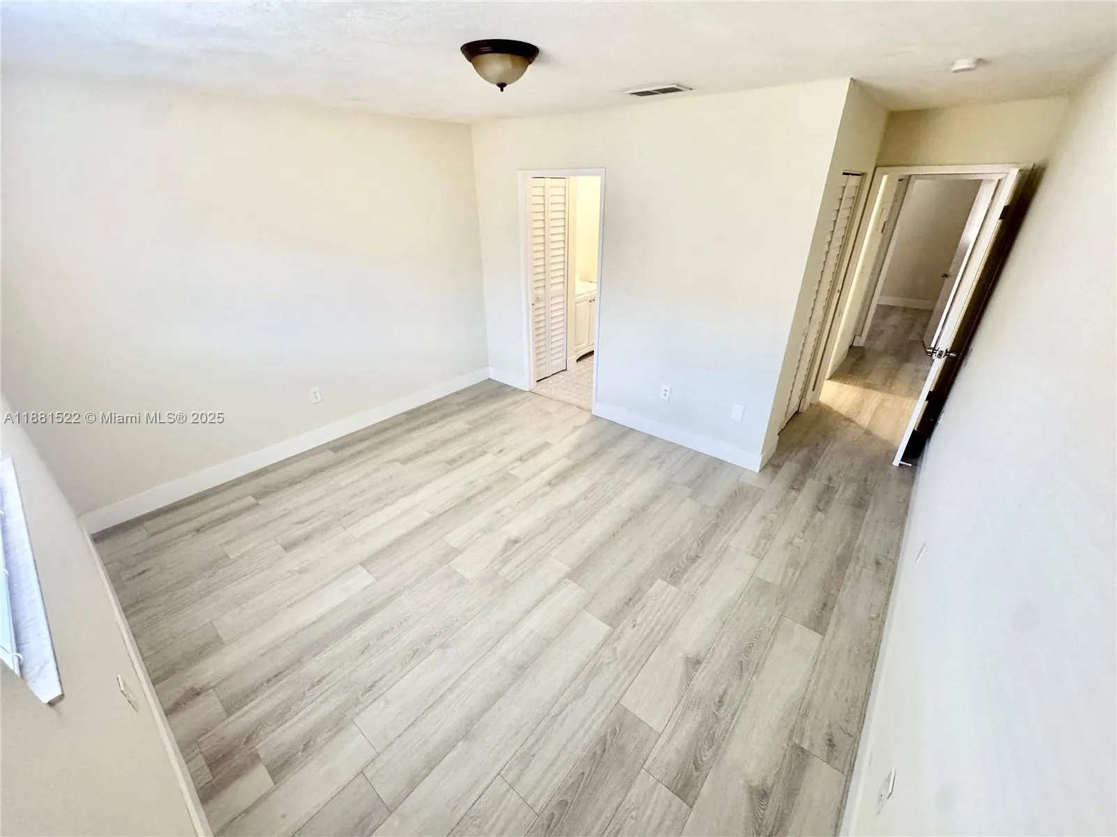 6121 W 24th Ave, #204