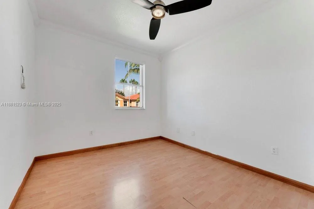 7427 NW 113th Path