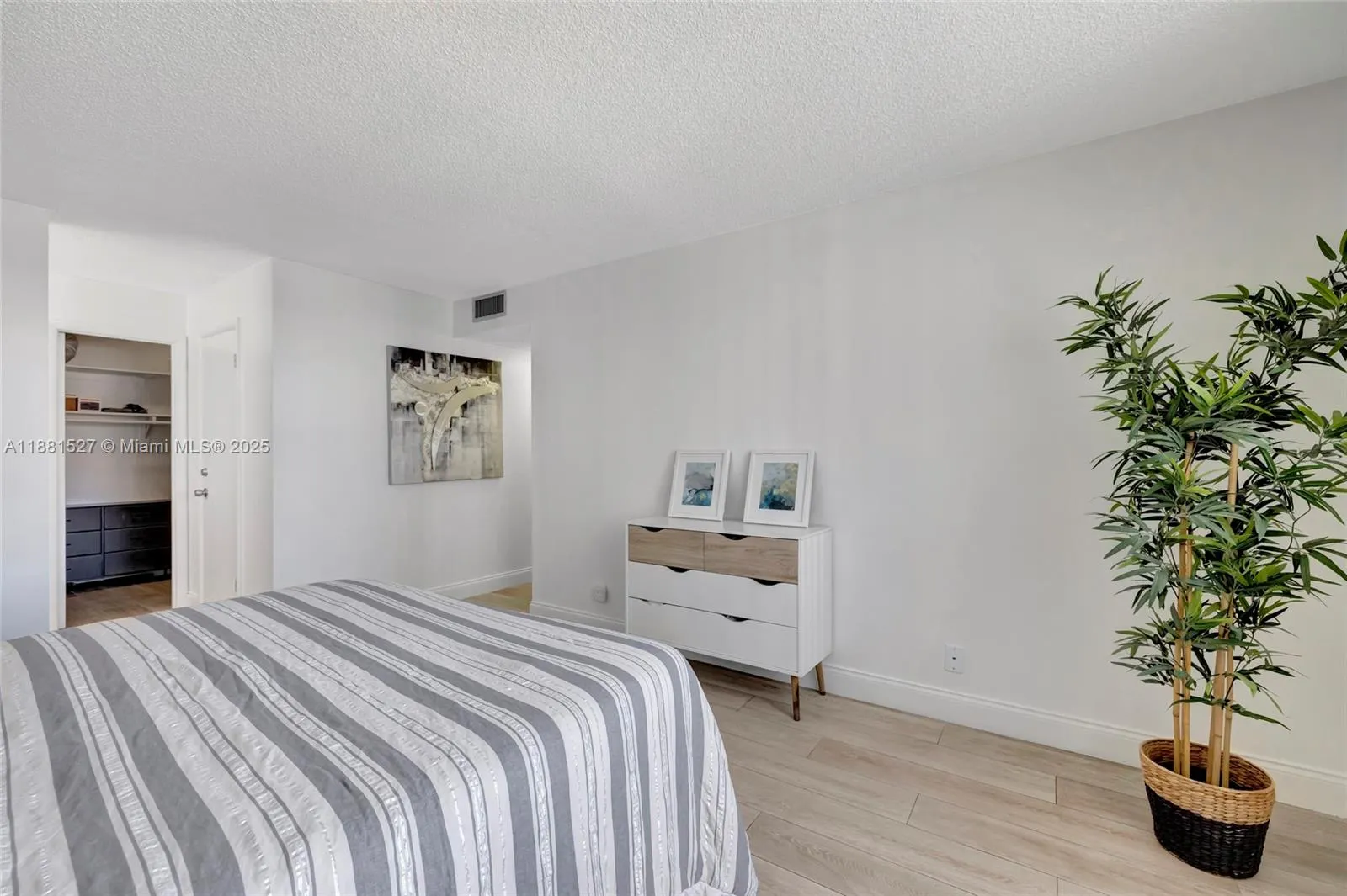 3015 N Ocean Blvd, #6A
