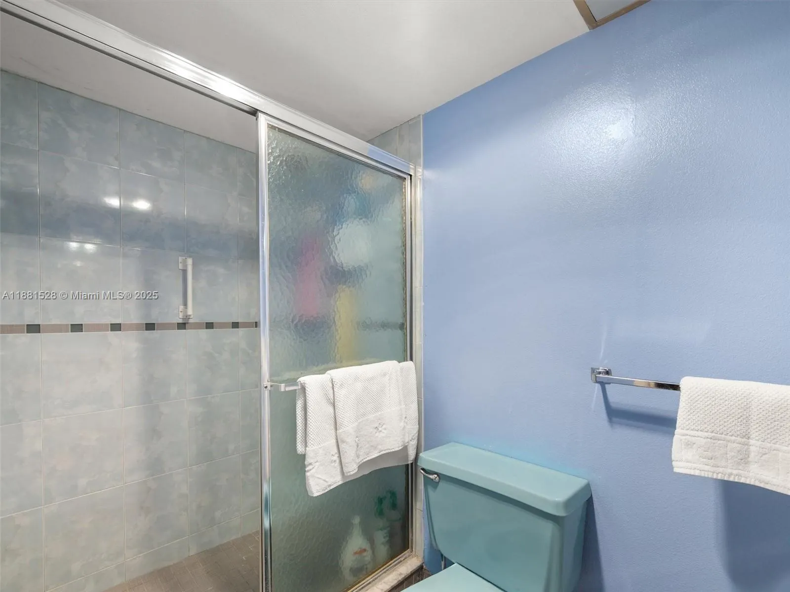 1001 NE 14th Ave, #207