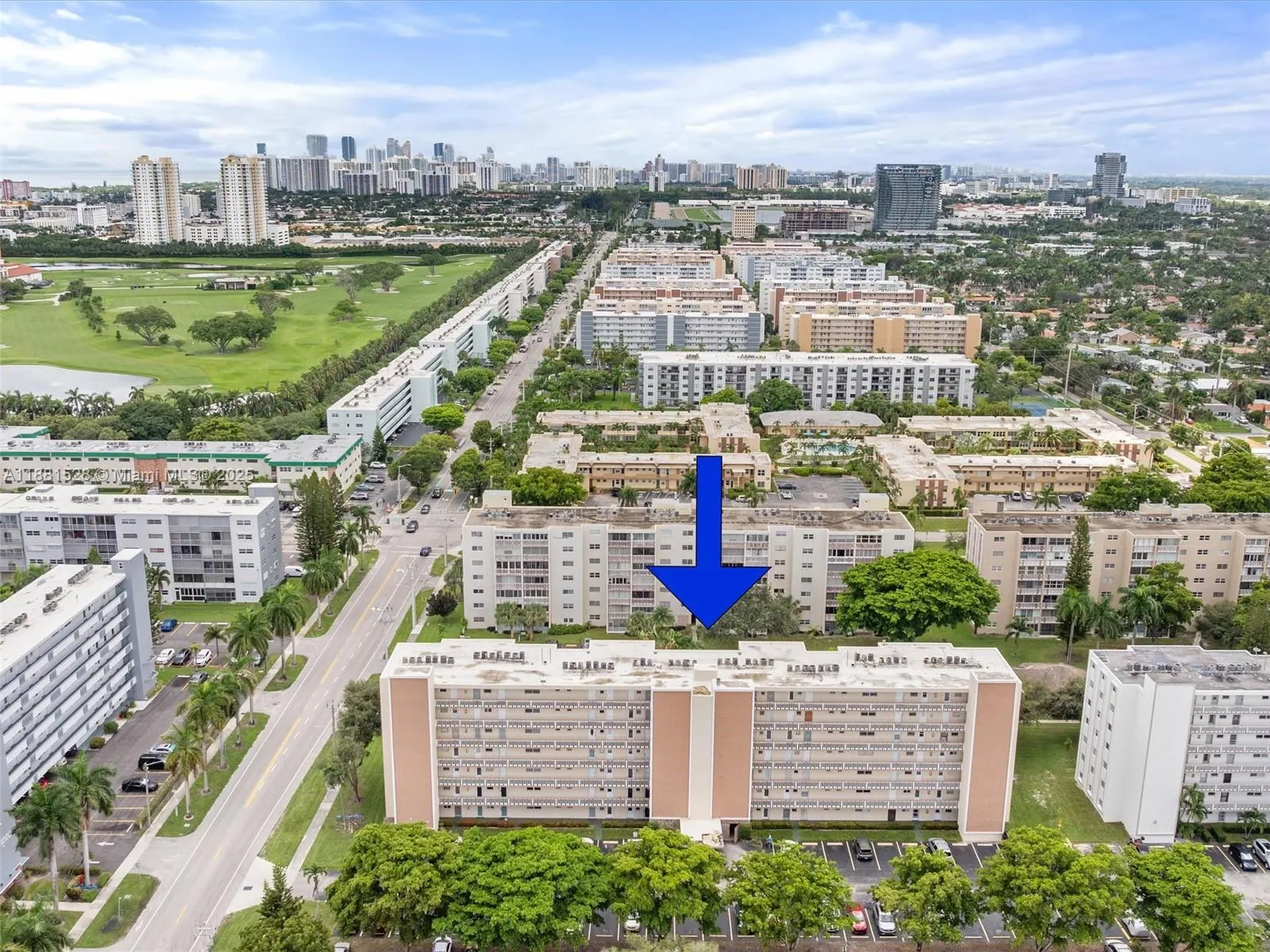 1001 NE 14th Ave, #207