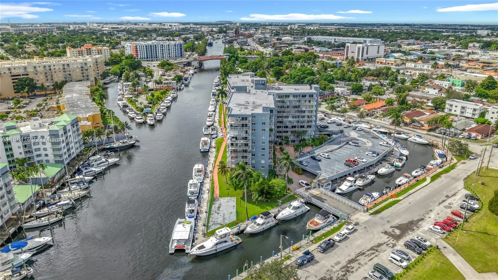 1800 NW 24th Ave, #1020