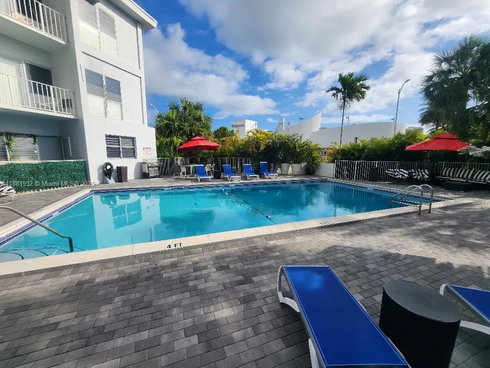 2101 Normandy Dr, #301